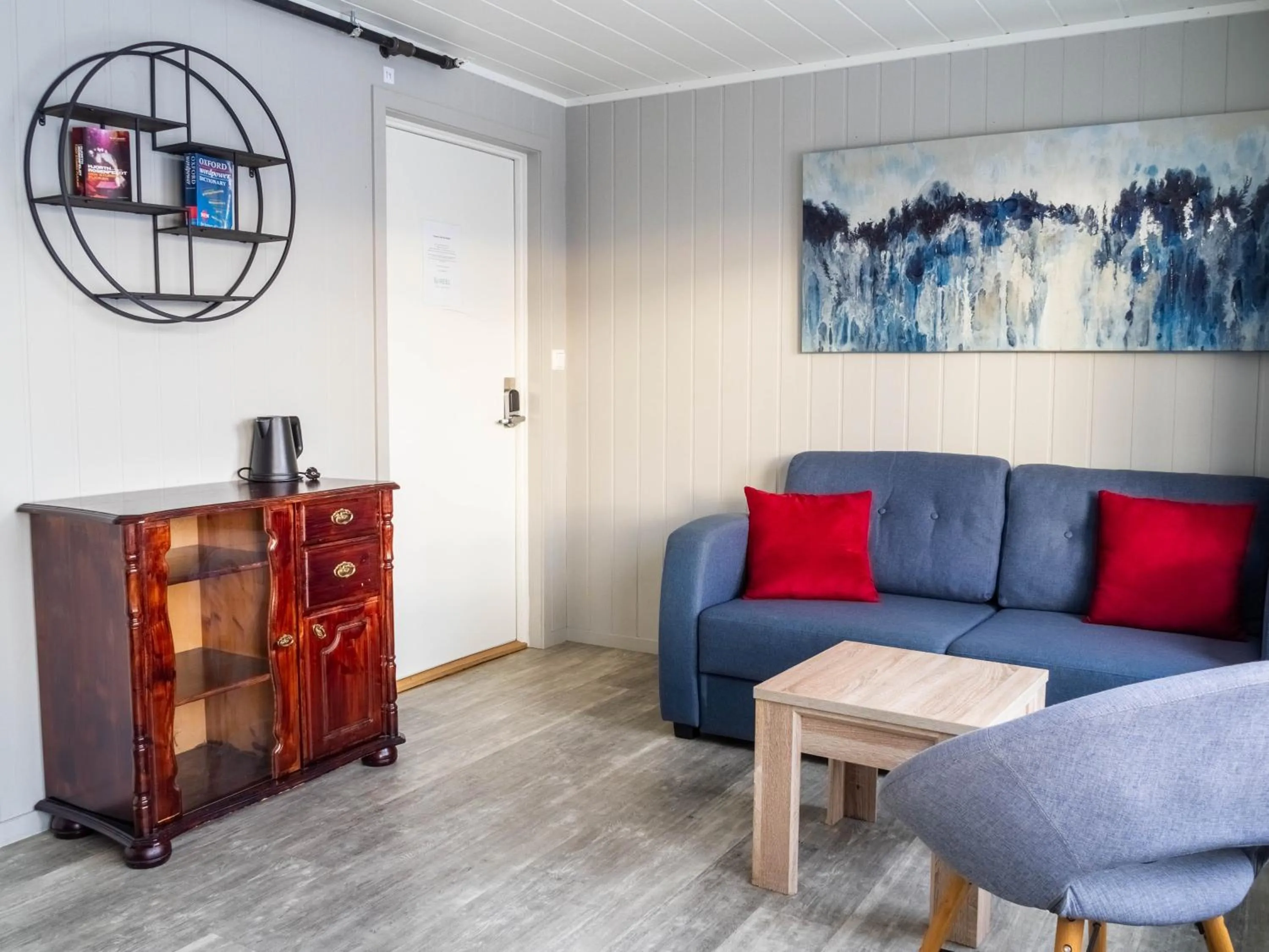 Seating area in Lofoten Bed & Breakfast Reine - Rooms & Apartments