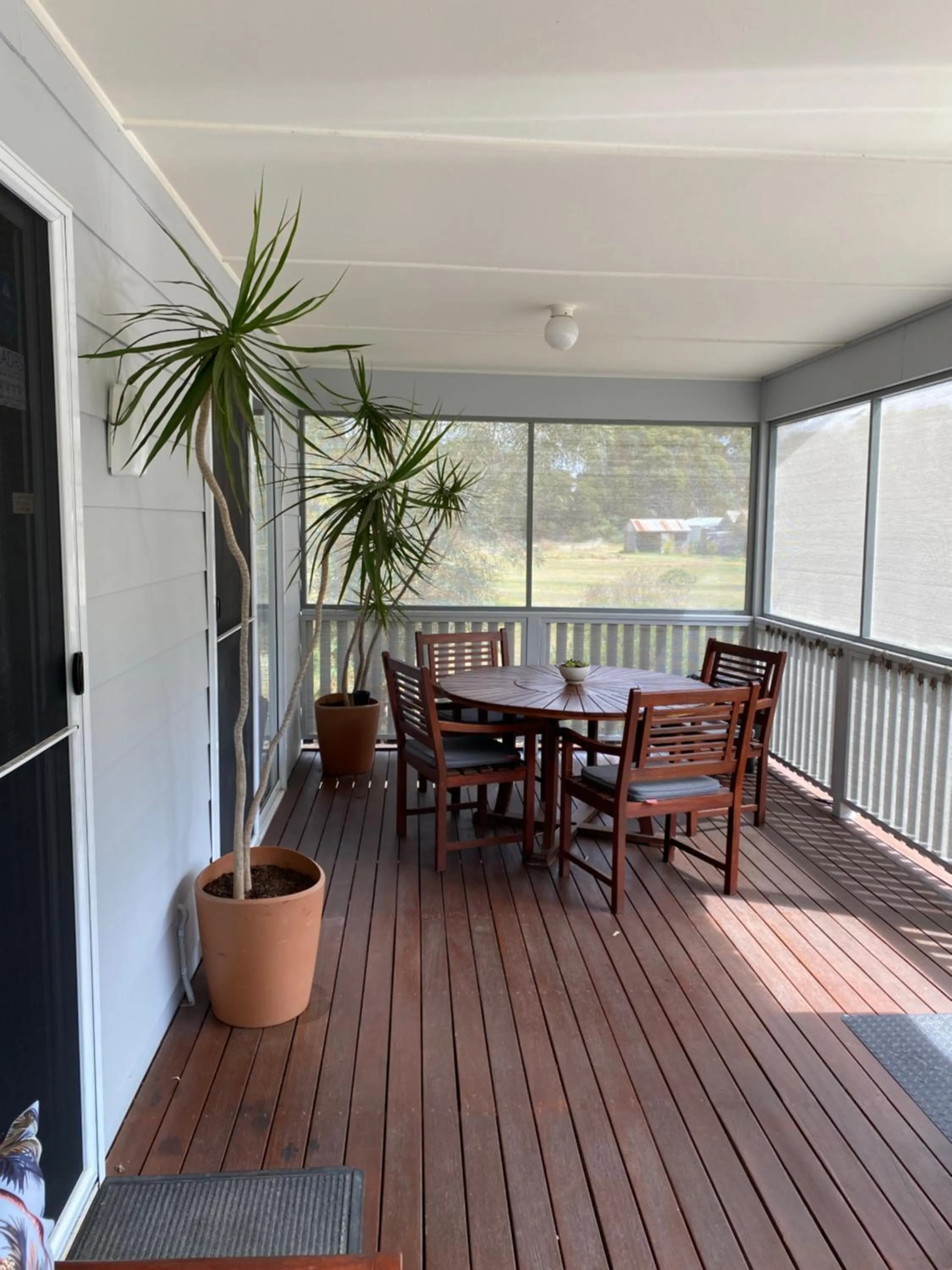 Patio in Lazy Days Cottage - Victor Harbor