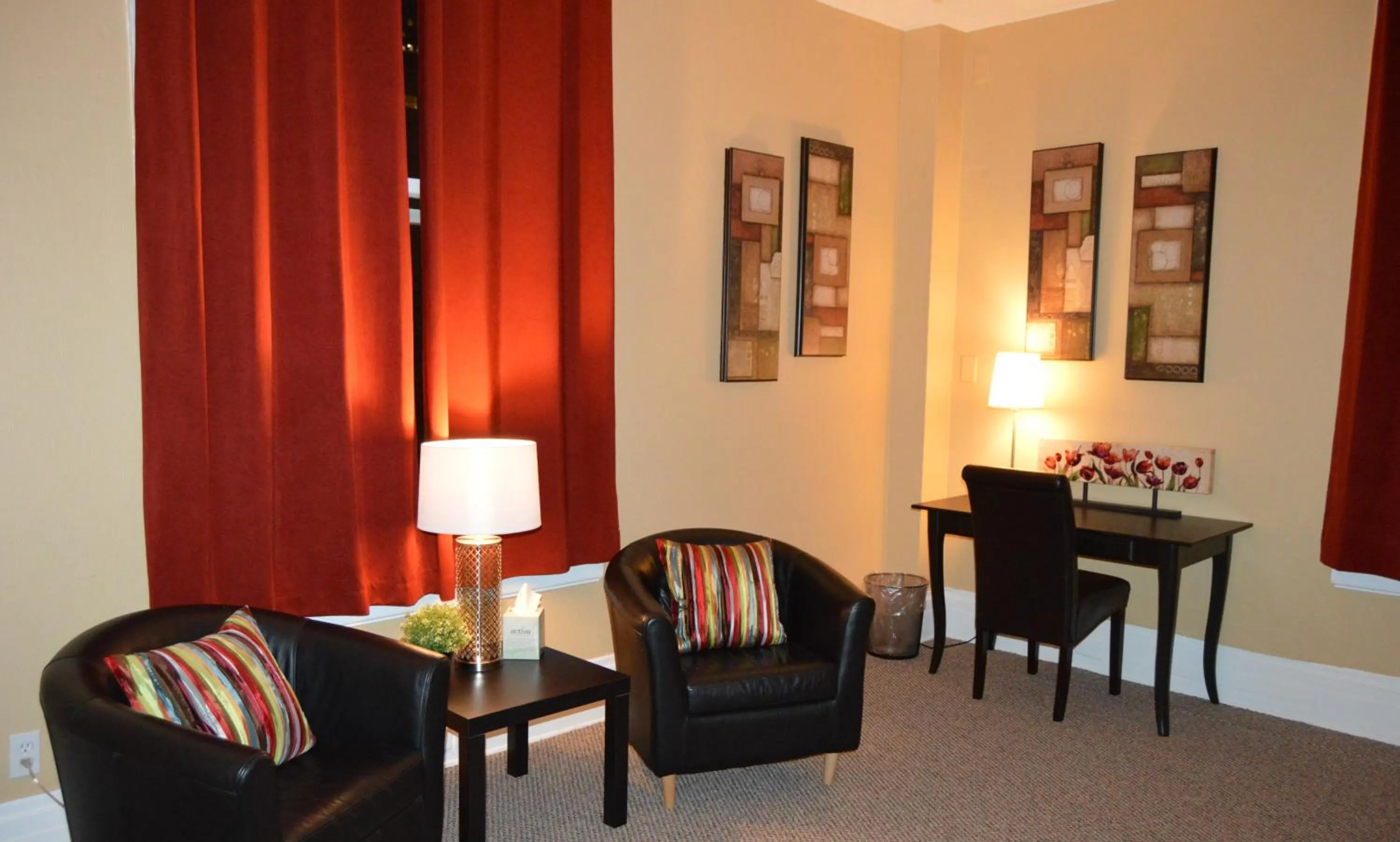 Seating area in SF Plaza Hotel