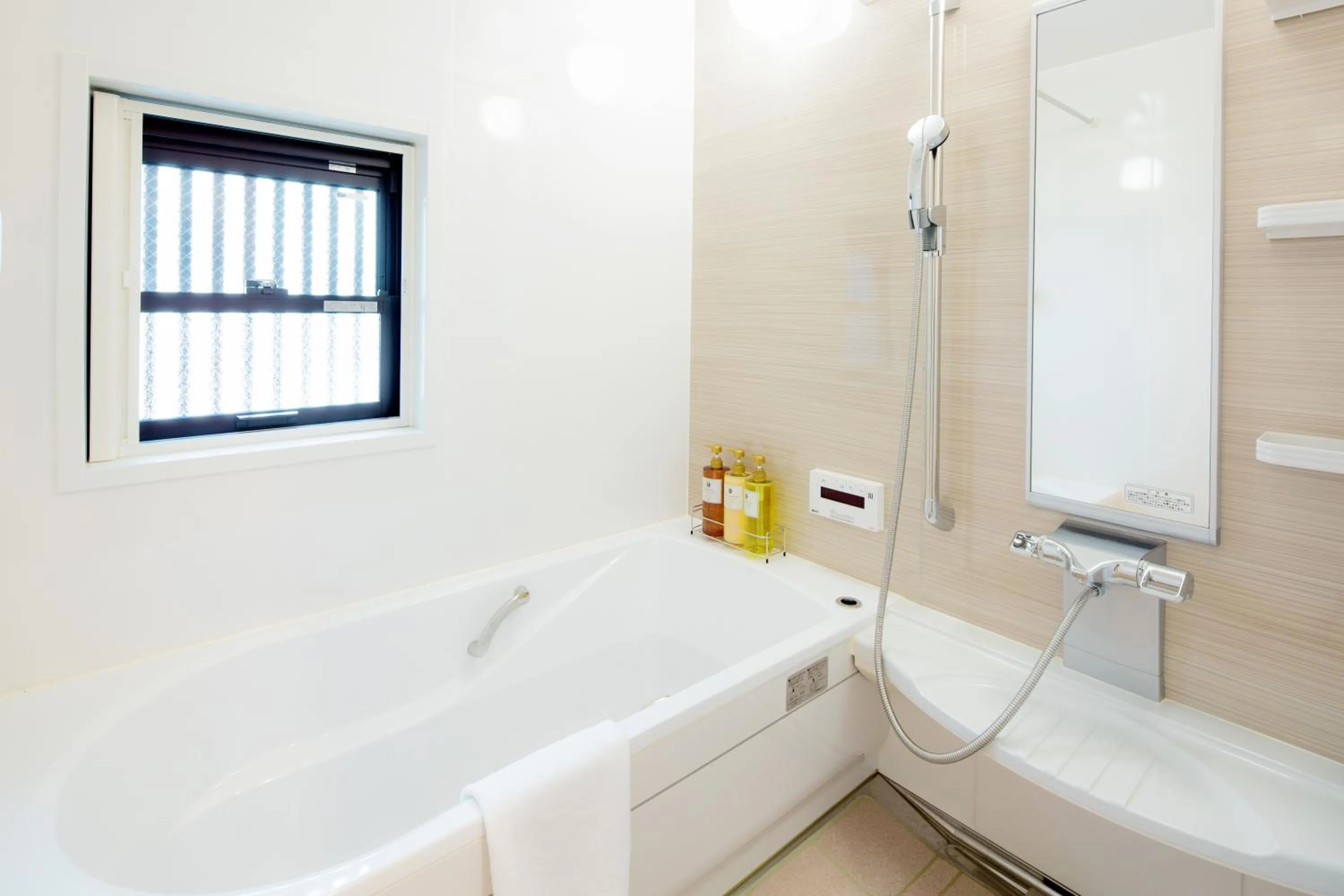 Shower in RESI STAY Anekoji