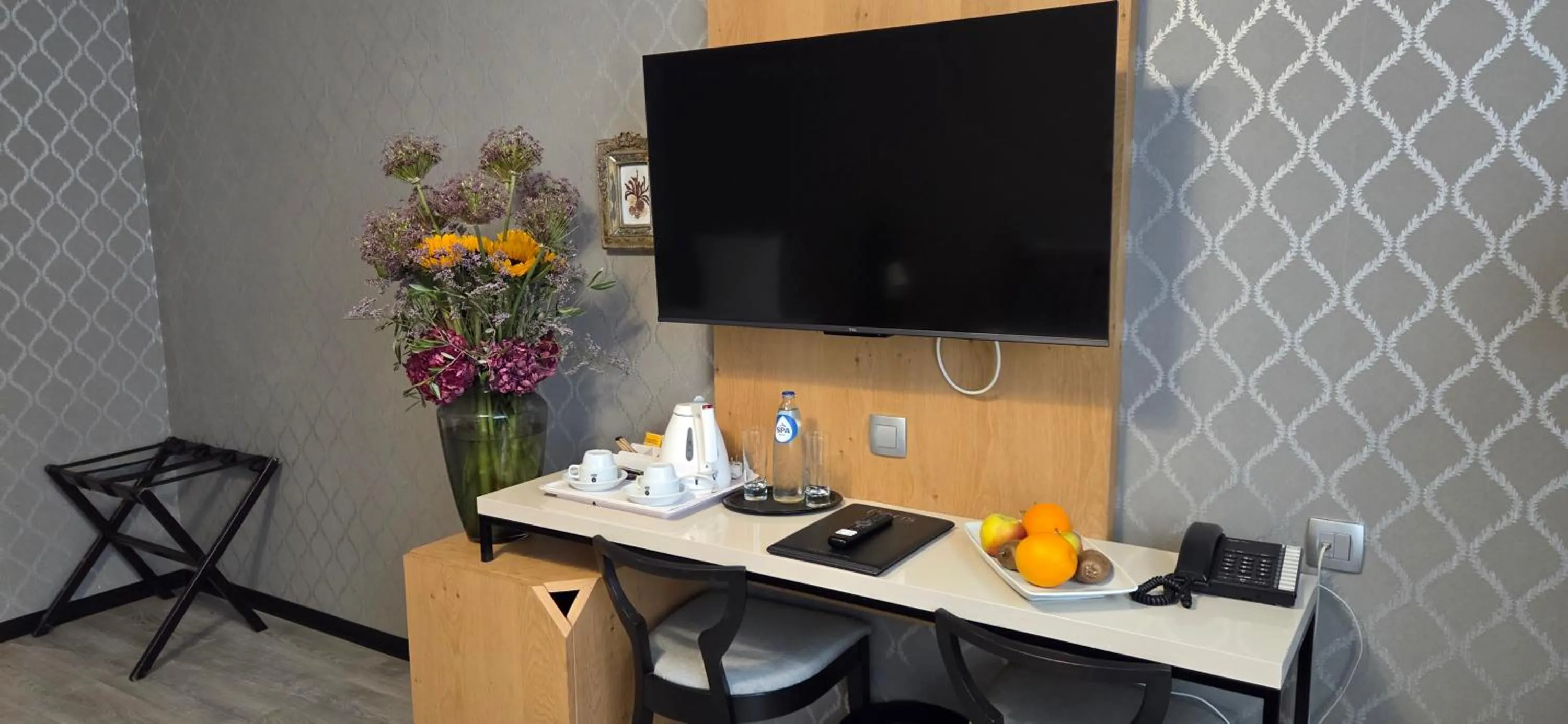 Bedroom in Hotel Floris Arlequin Grand-Place