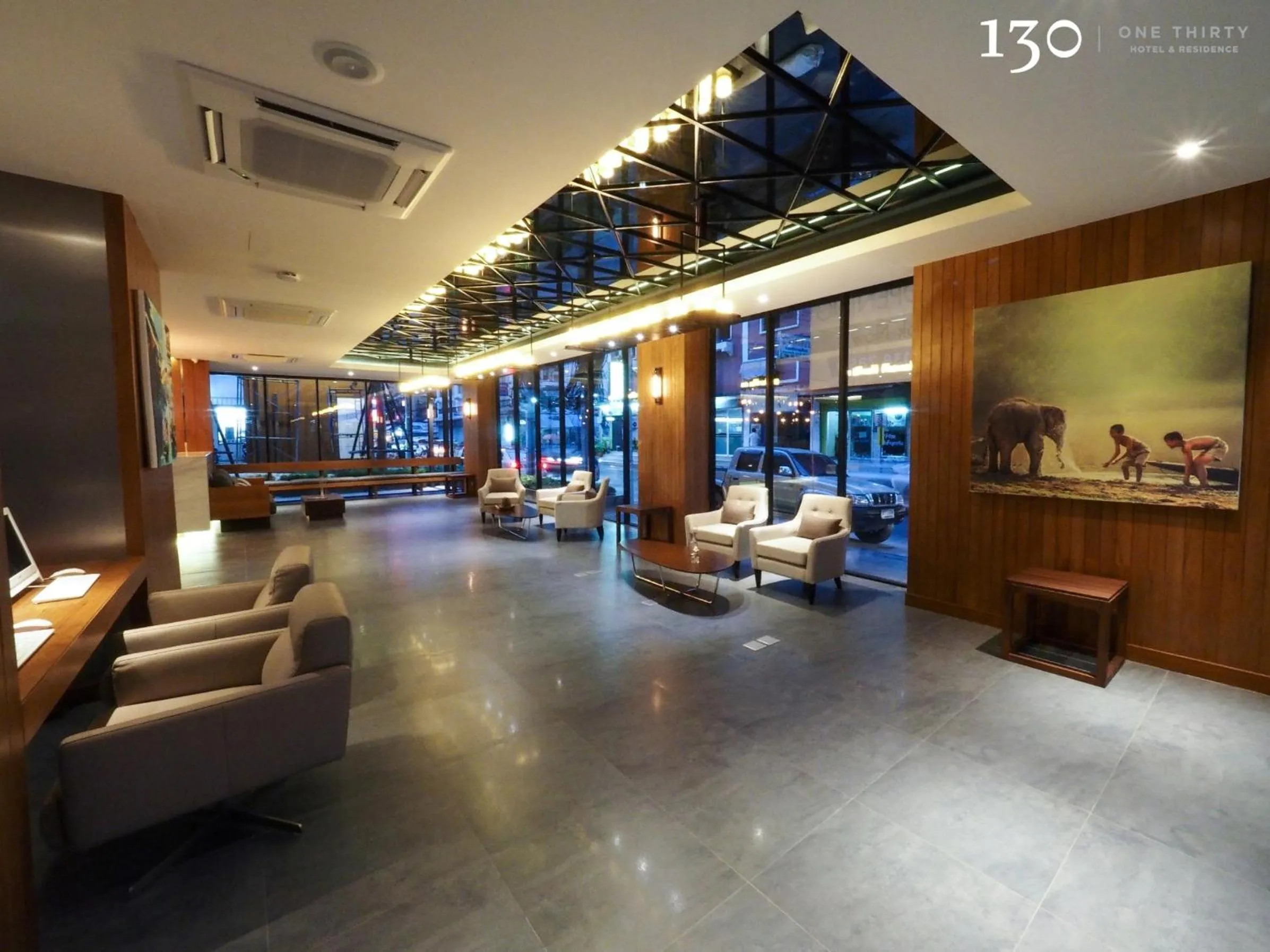 Lobby or reception in 130 Hotel & Residence Bangkok
