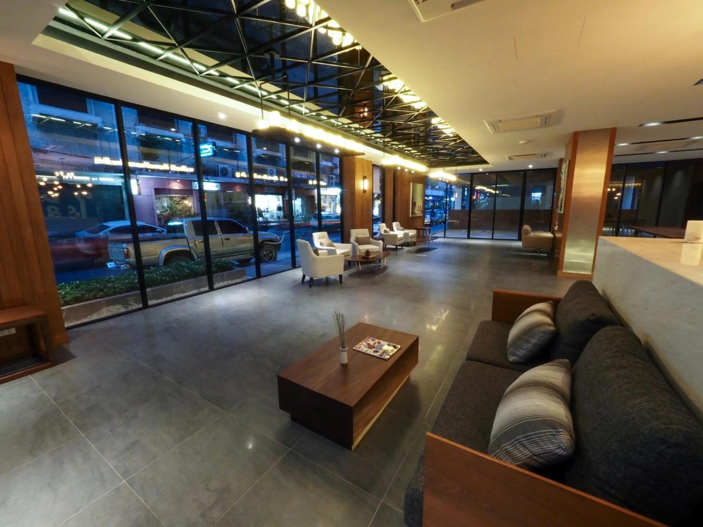 Lobby or reception in 130 Hotel & Residence Bangkok