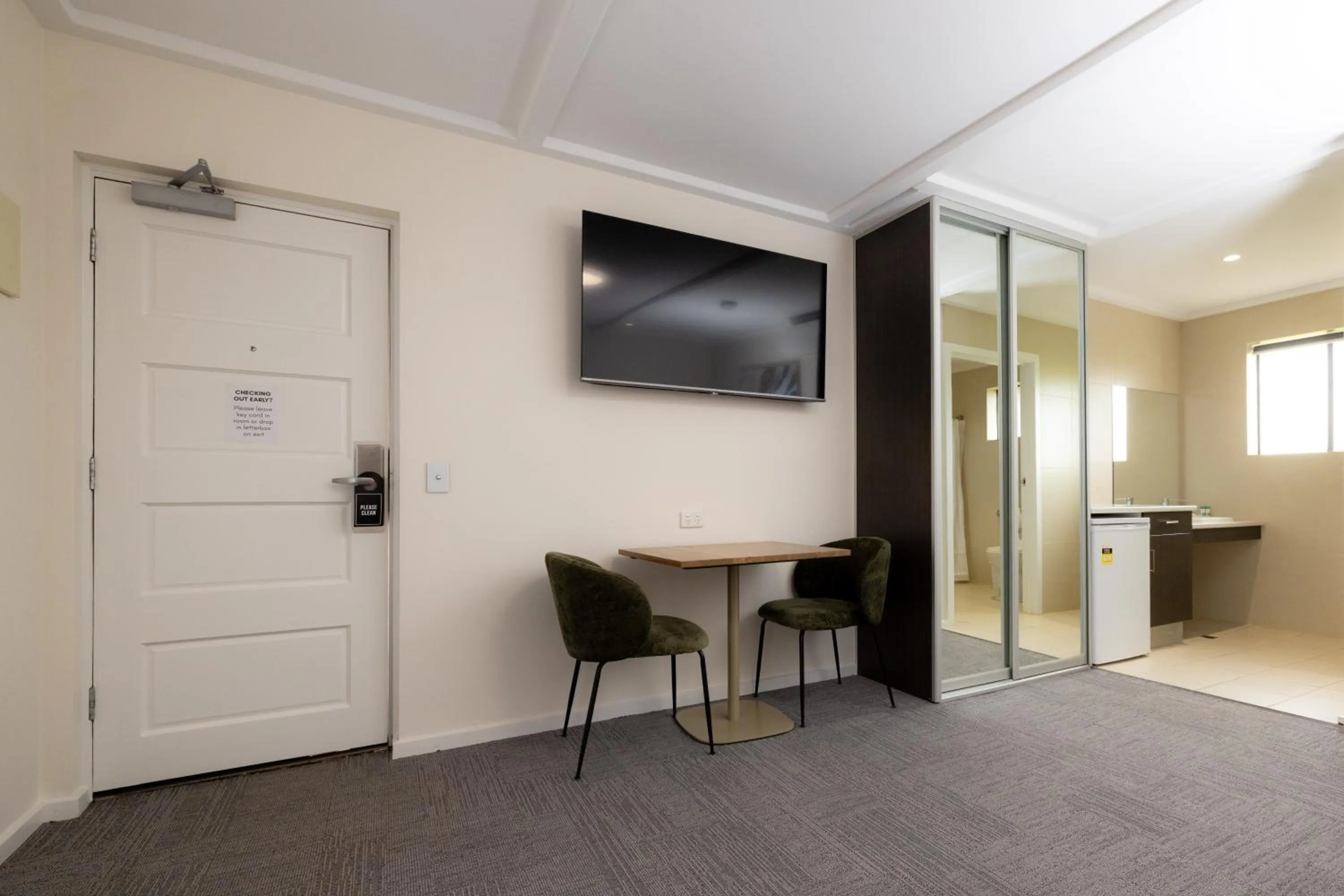 TV and multimedia in Mick O'Sheas