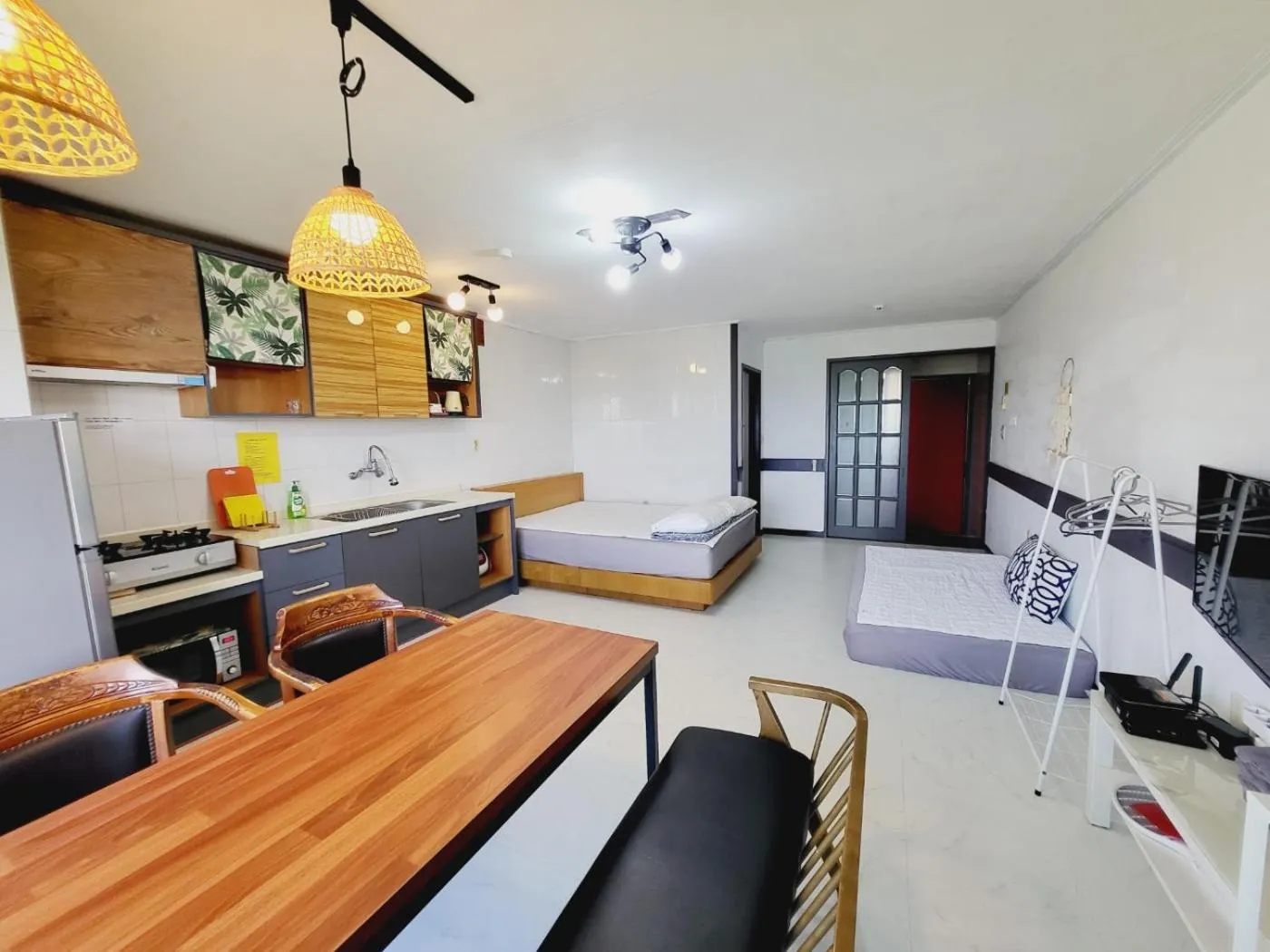 Morning Beach Pension