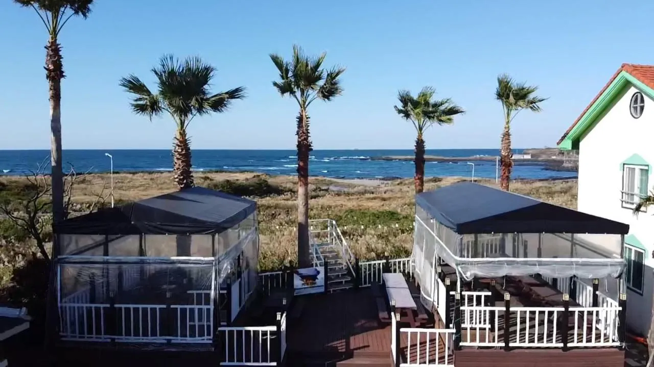 Garden in Morning Beach Pension