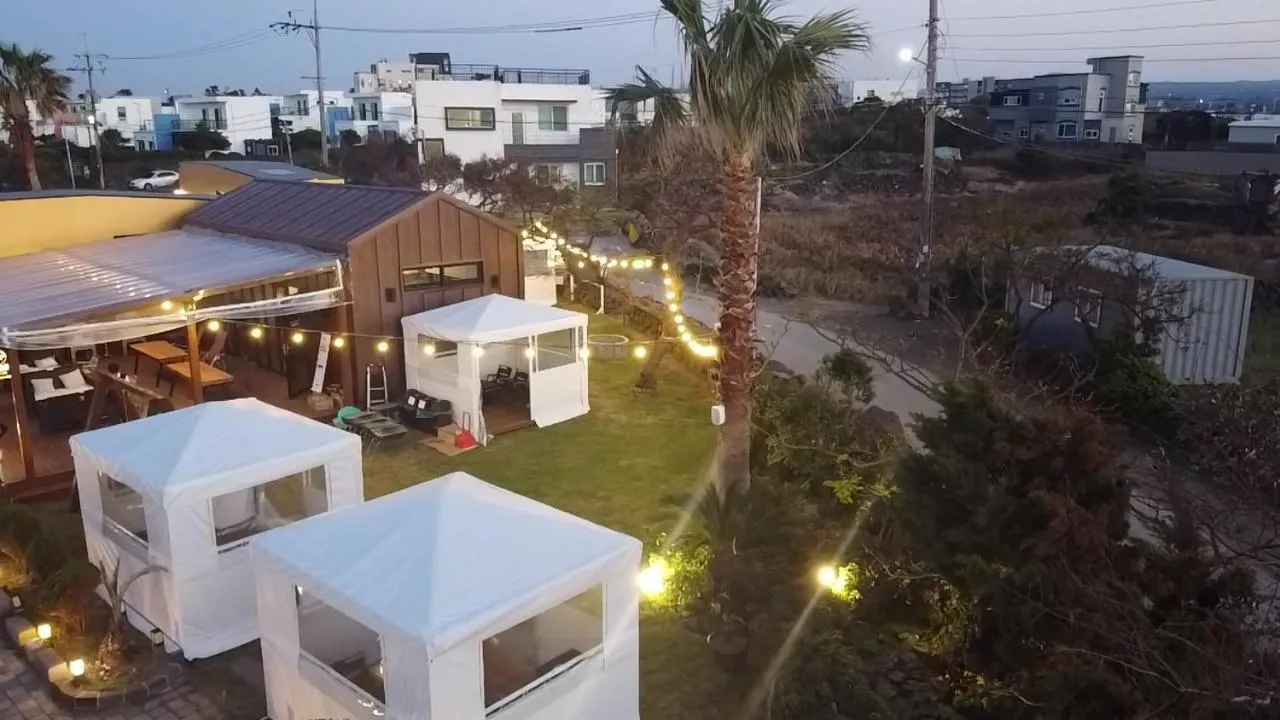 Garden in Morning Beach Pension