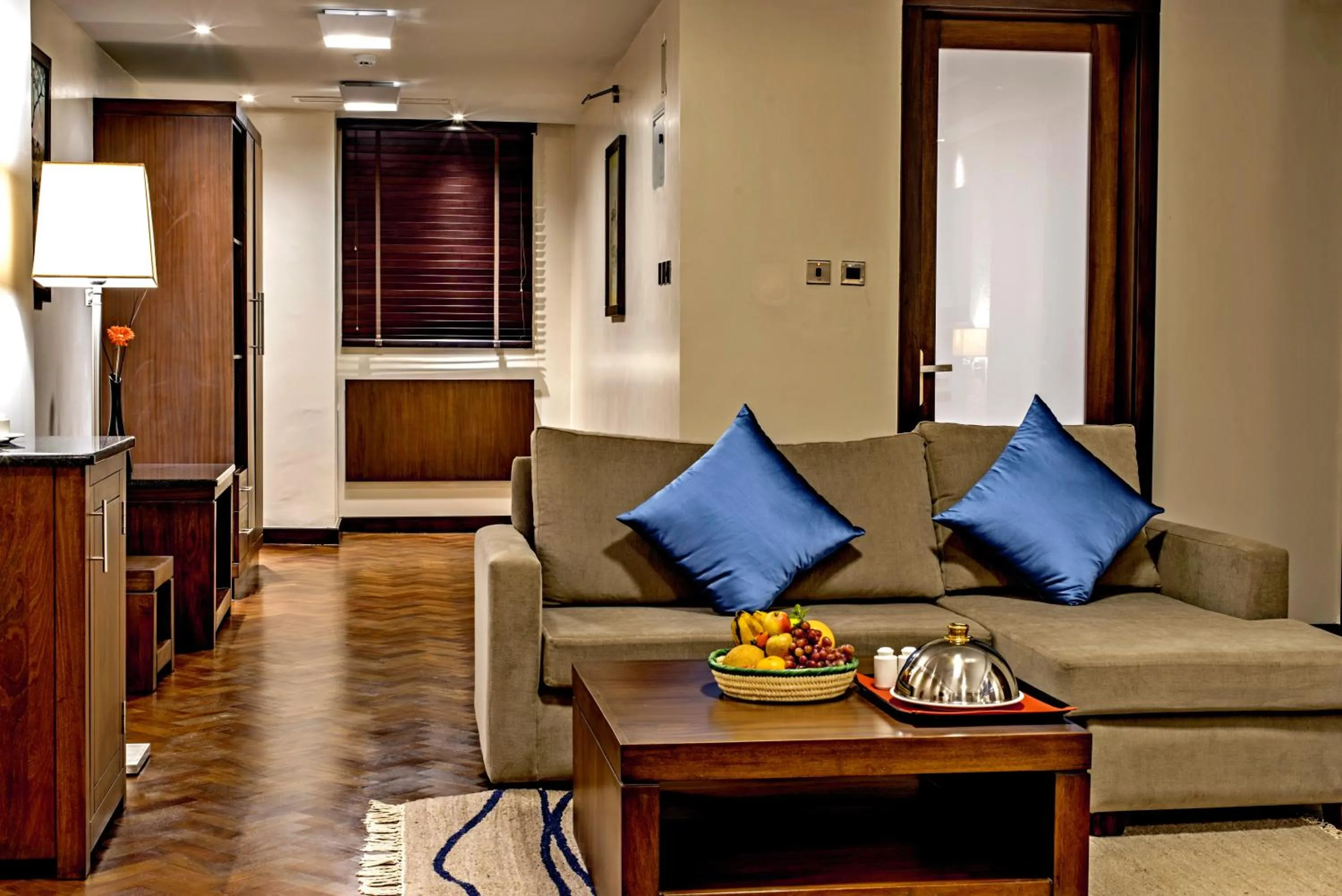 Living room, Seating Area in Magna Hotel and Suites