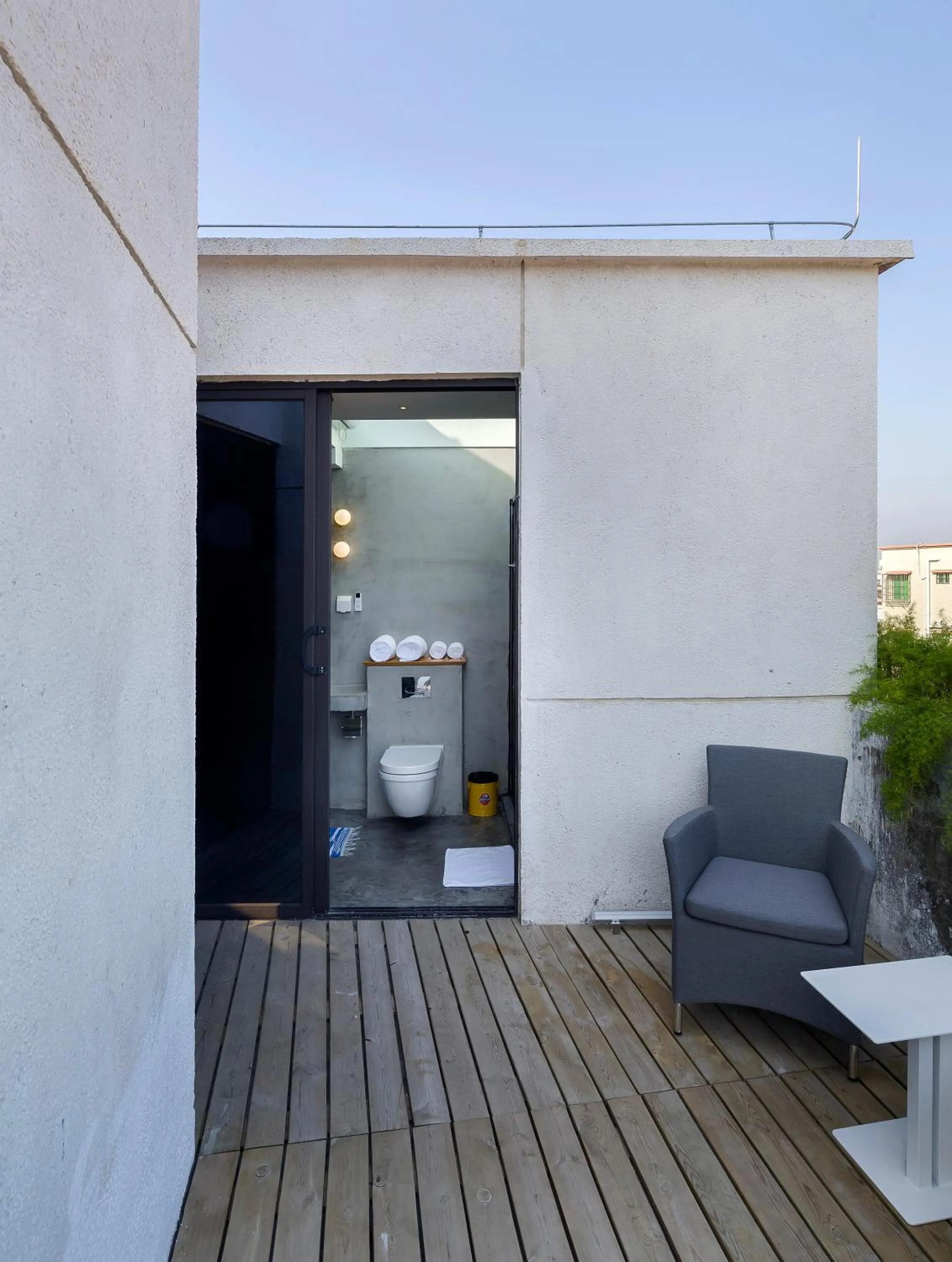 Balcony/Terrace in Zhuhai Bei Shan Ju Art Hotel