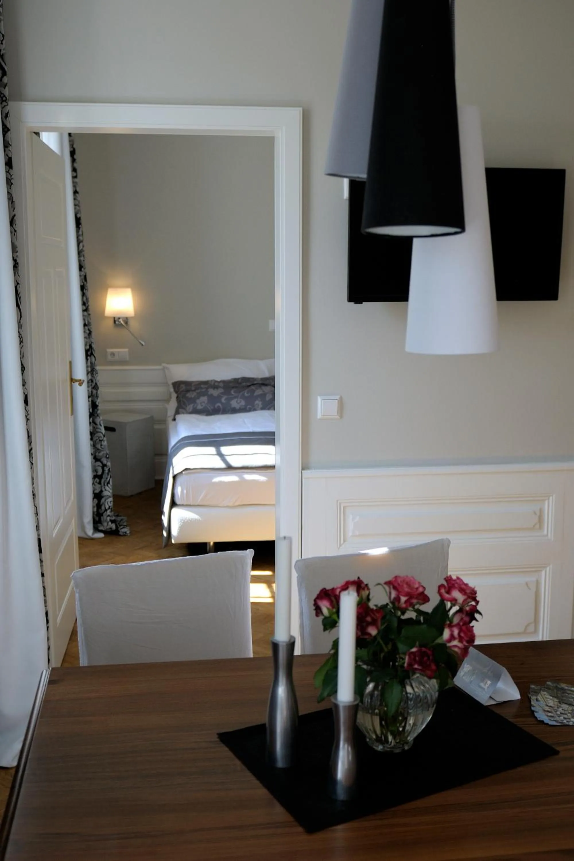 Dining area, Bed in Apart-Hotel Heiligenthaler Hof