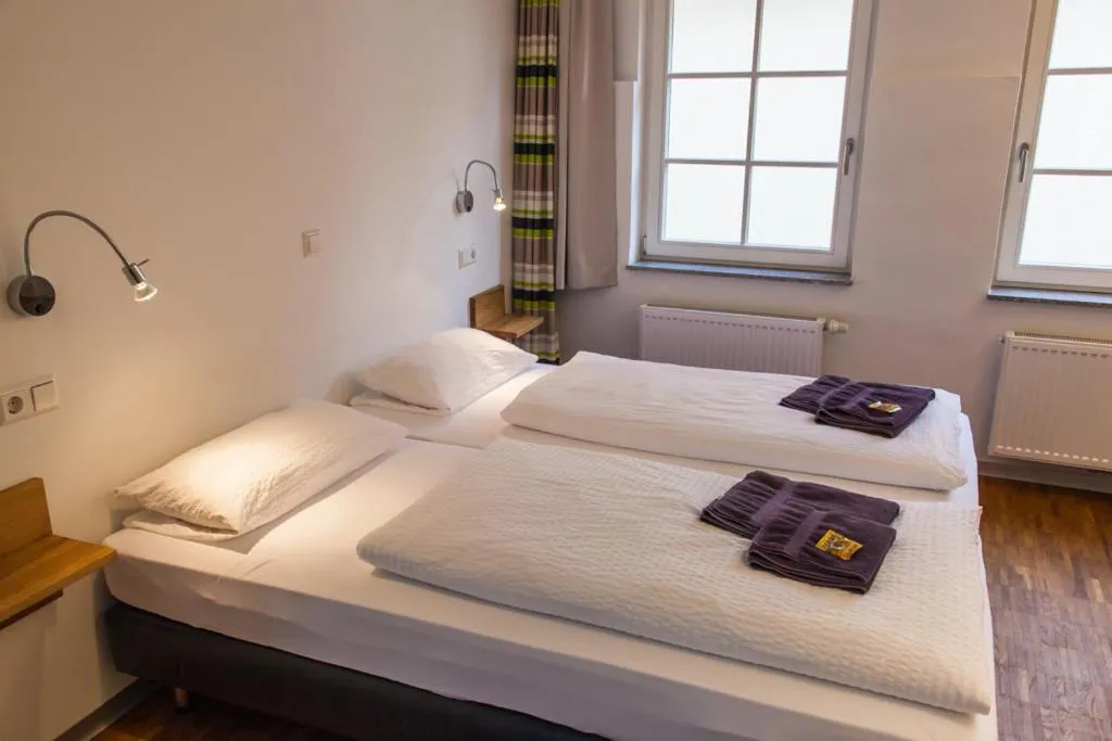 Bed in Apart-Hotel Heiligenthaler Hof