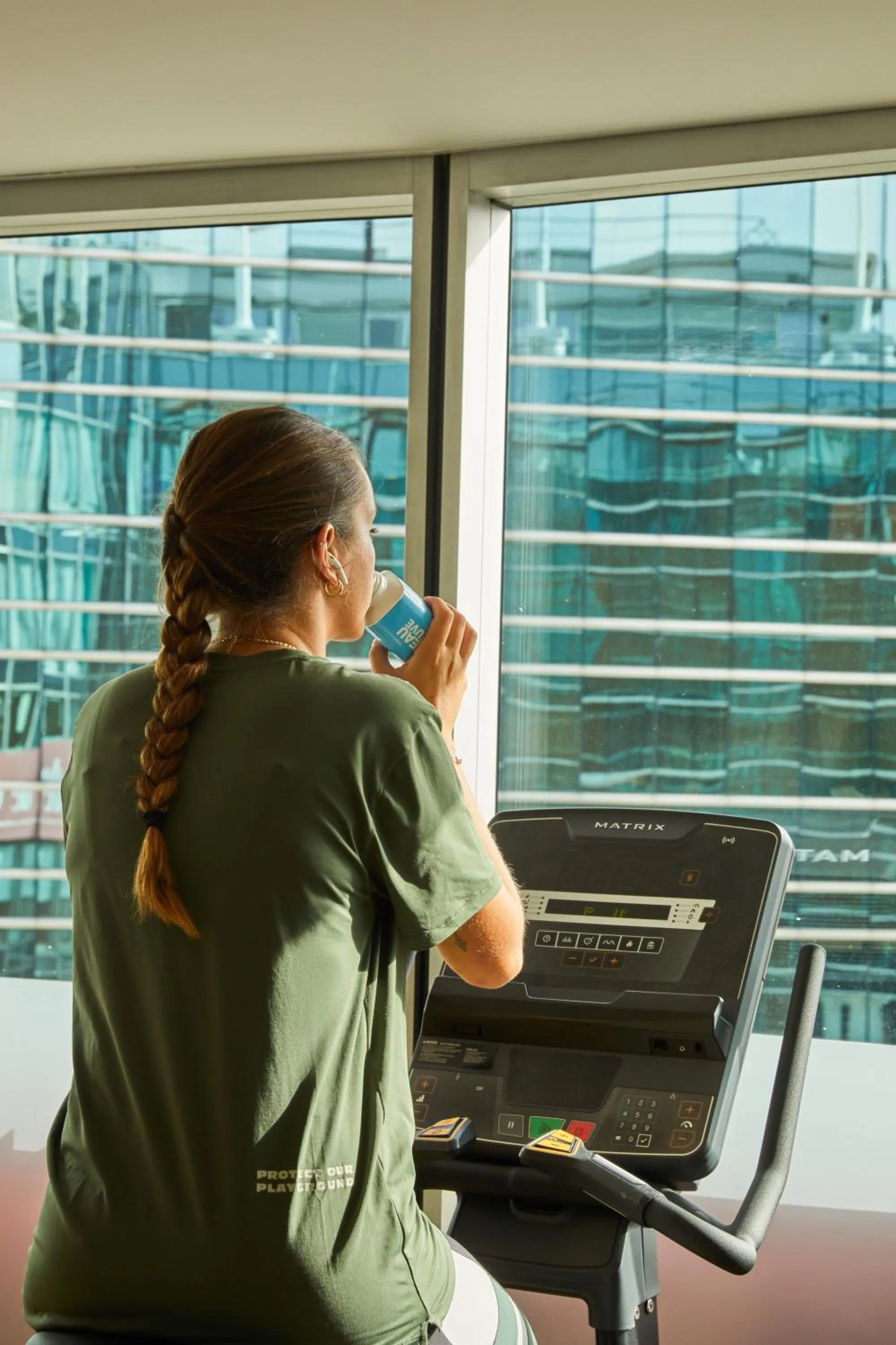 Fitness centre/facilities in Hotel Indigo Bordeaux Centre Chartrons by IHG
