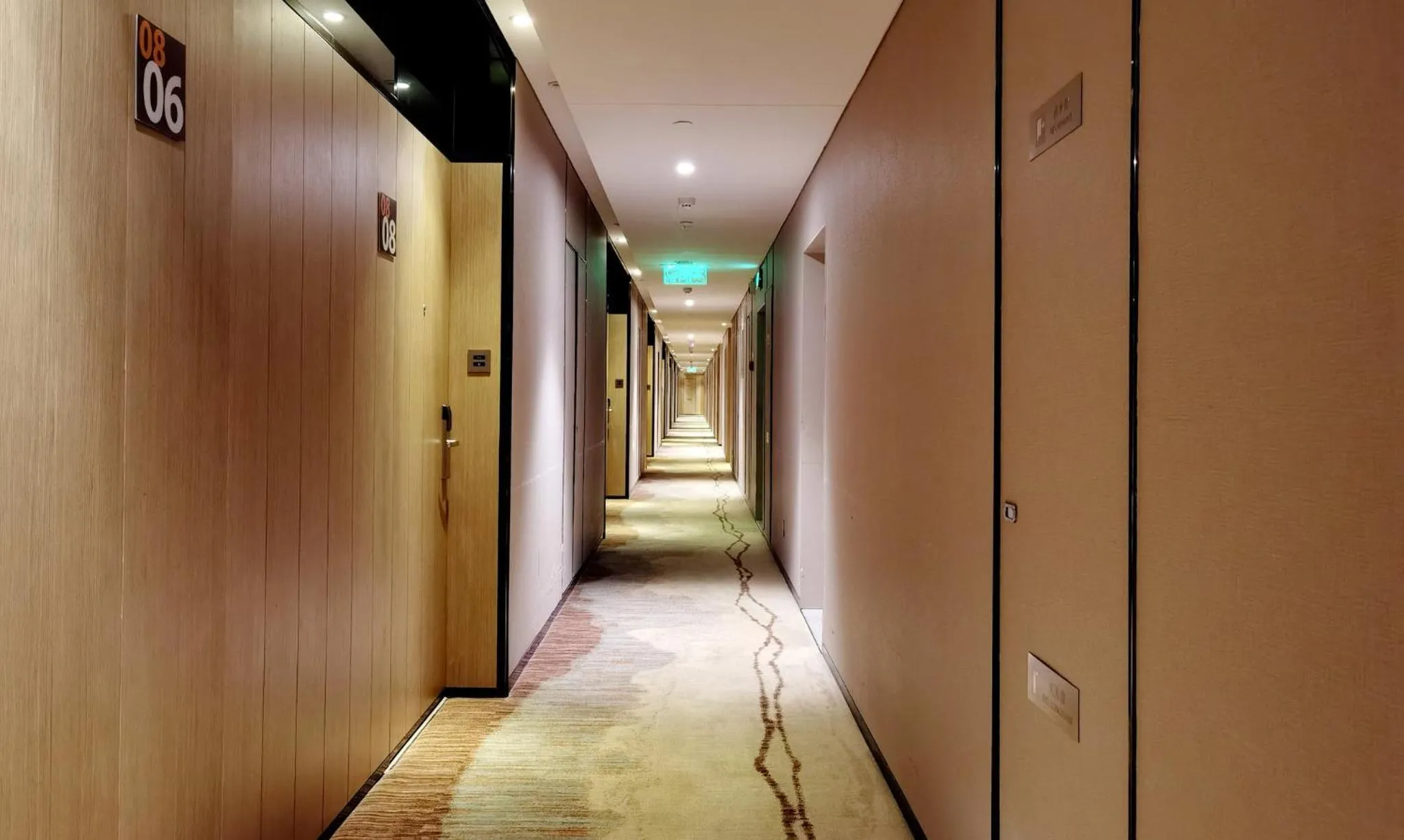 Lobby or reception in Holiday Inn Express Chengdu Wenjiang Hotspring by IHG