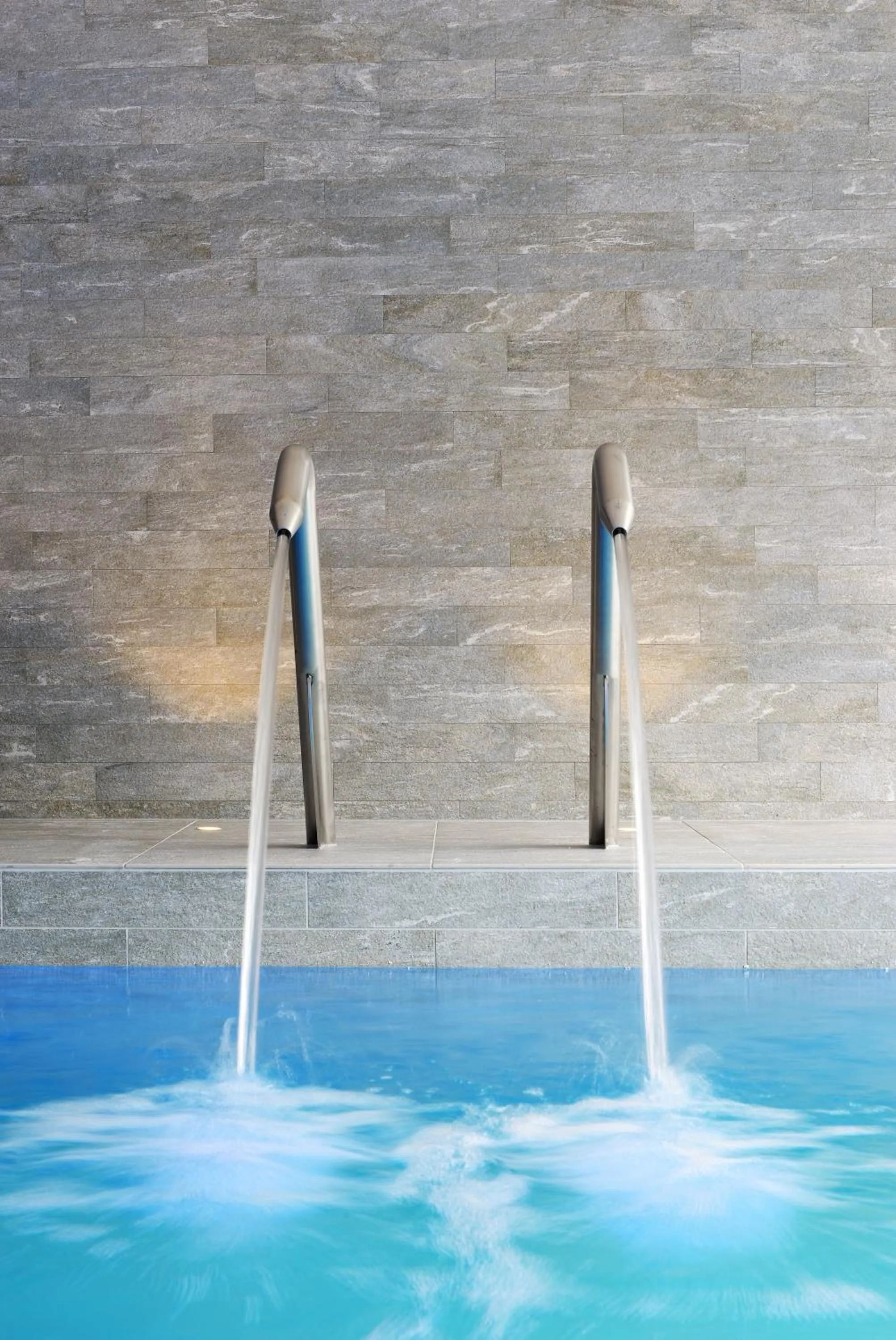 Swimming pool in Parkhotel Kortrijk