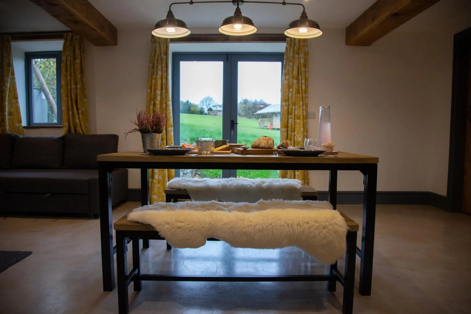 Dining area in Llan-Y-Coed Farm Stay