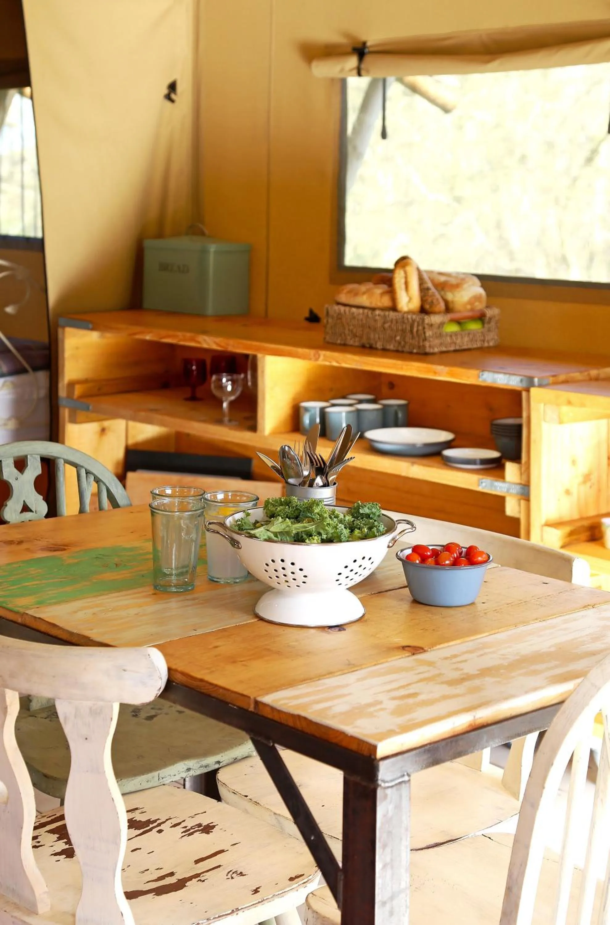 Kitchen or kitchenette in Llan-Y-Coed Farm Stay