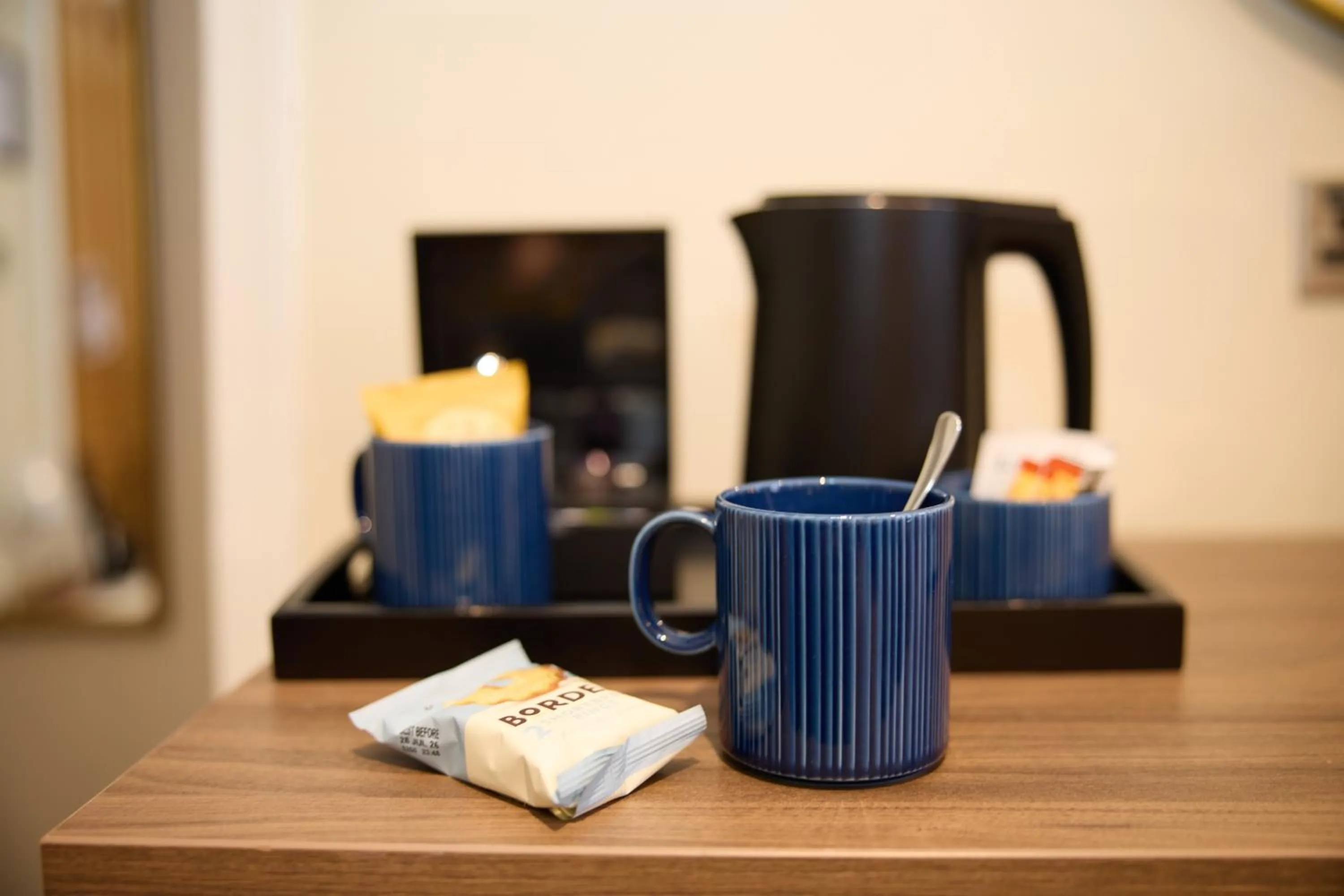 Coffee/tea facilities in The White Hart