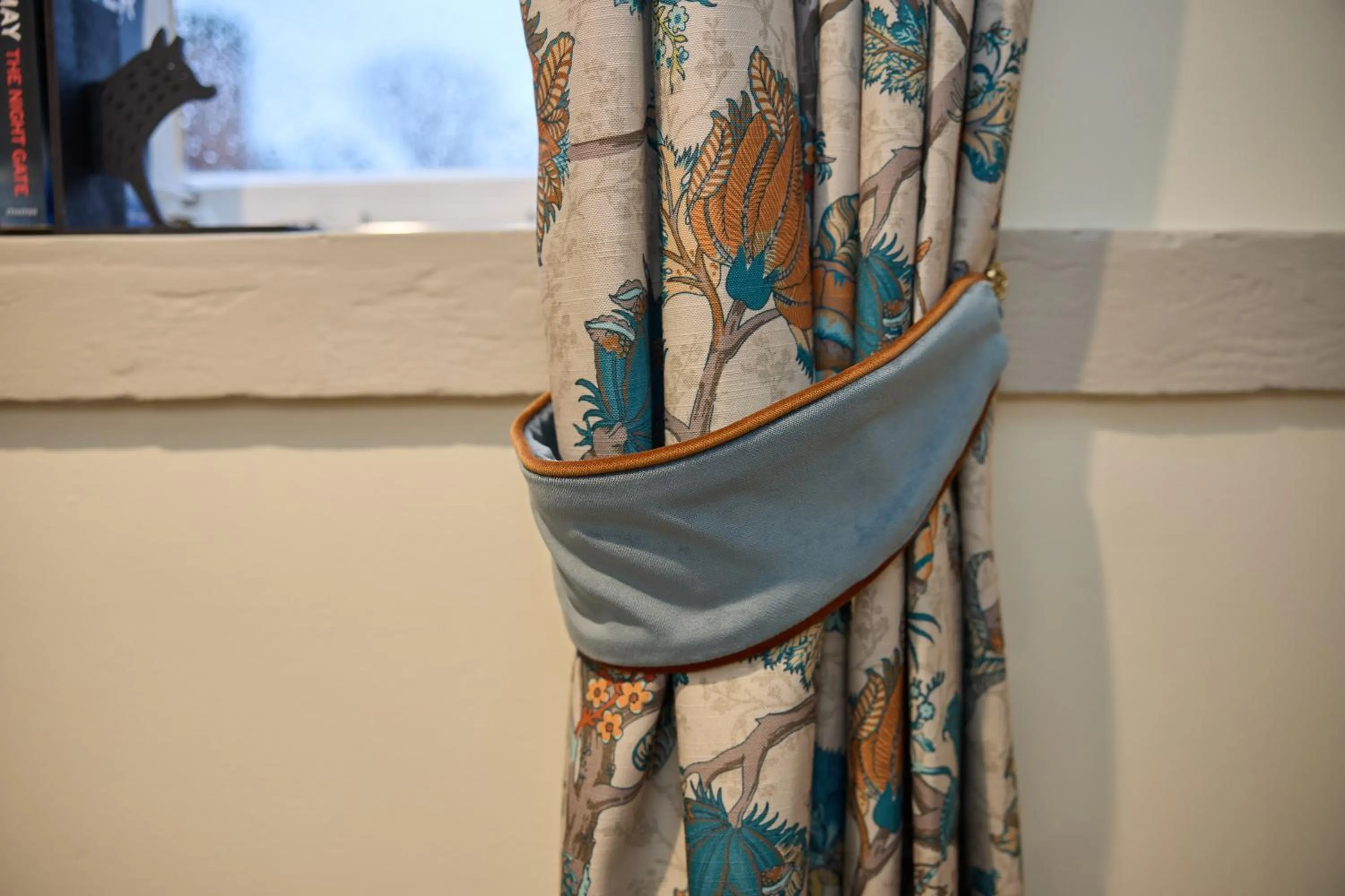 Decorative detail in The White Hart