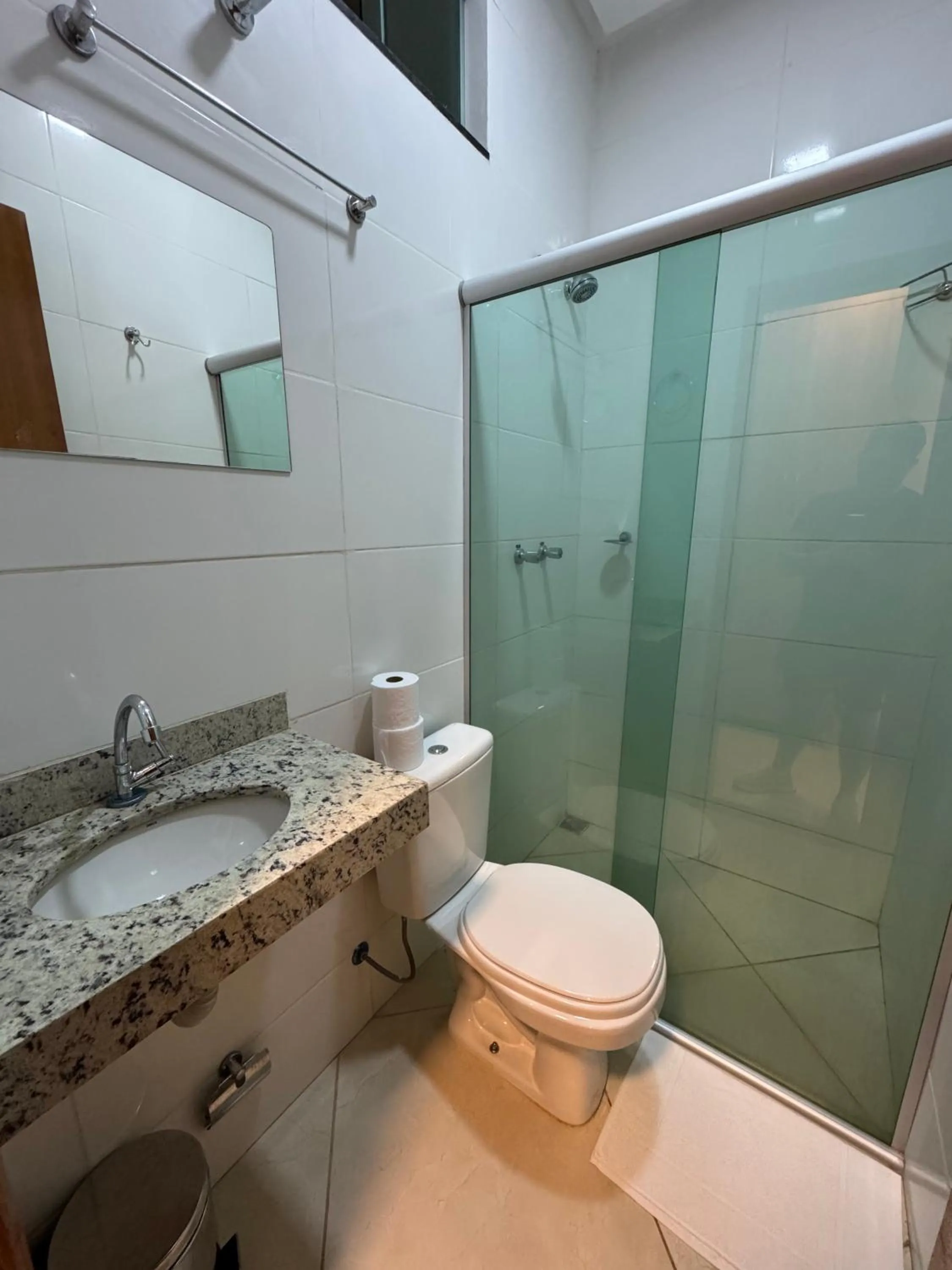 Shower in Domus Hotel Trindade - Canaã dos Carajás