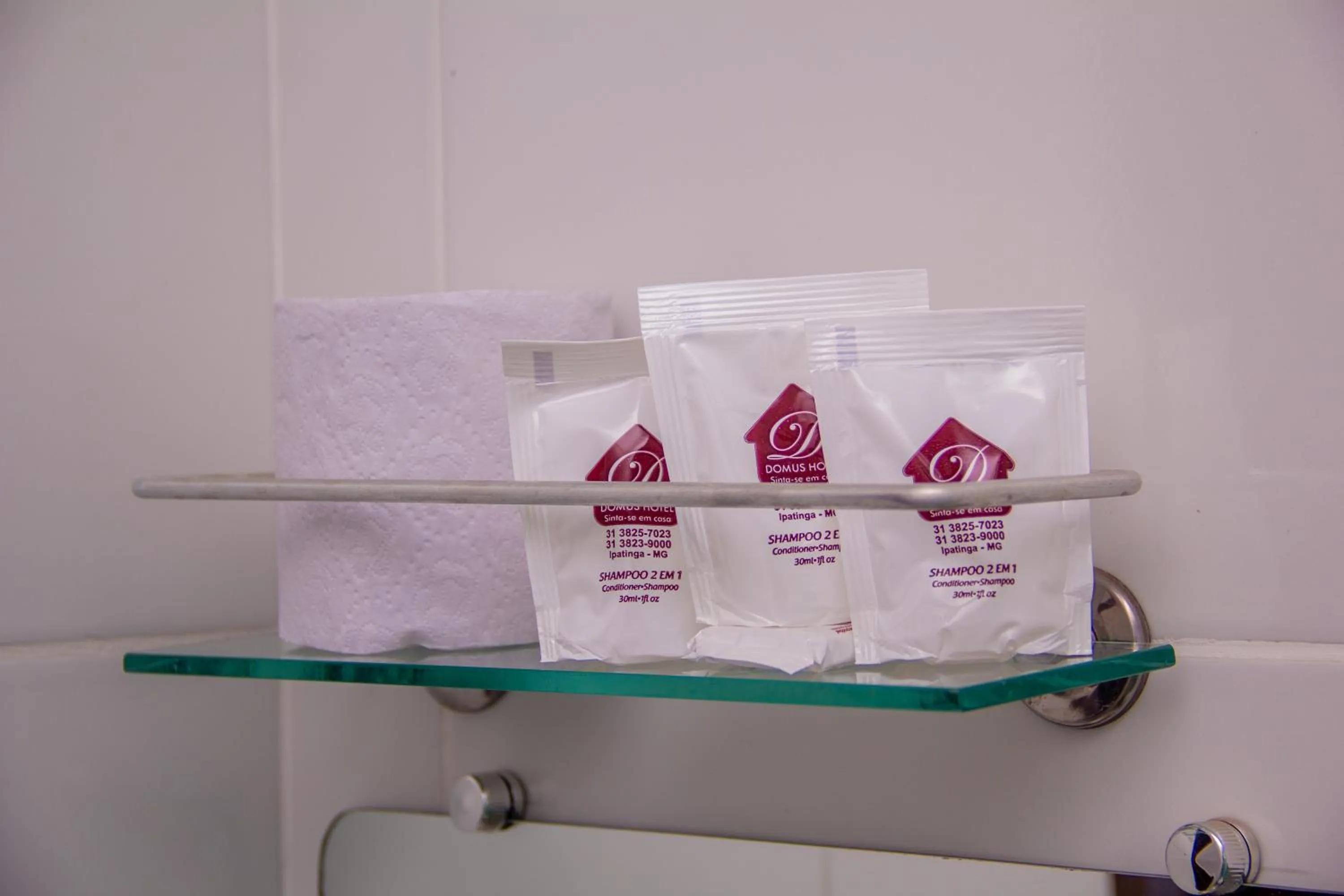 Toilet in Domus Hotel Trindade - Canaã dos Carajás