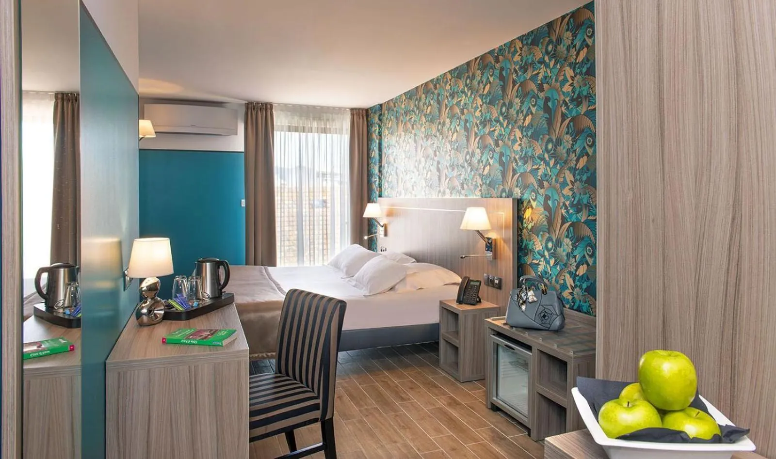 Bedroom, Bed in Unique Hôtel Résidence & Spa