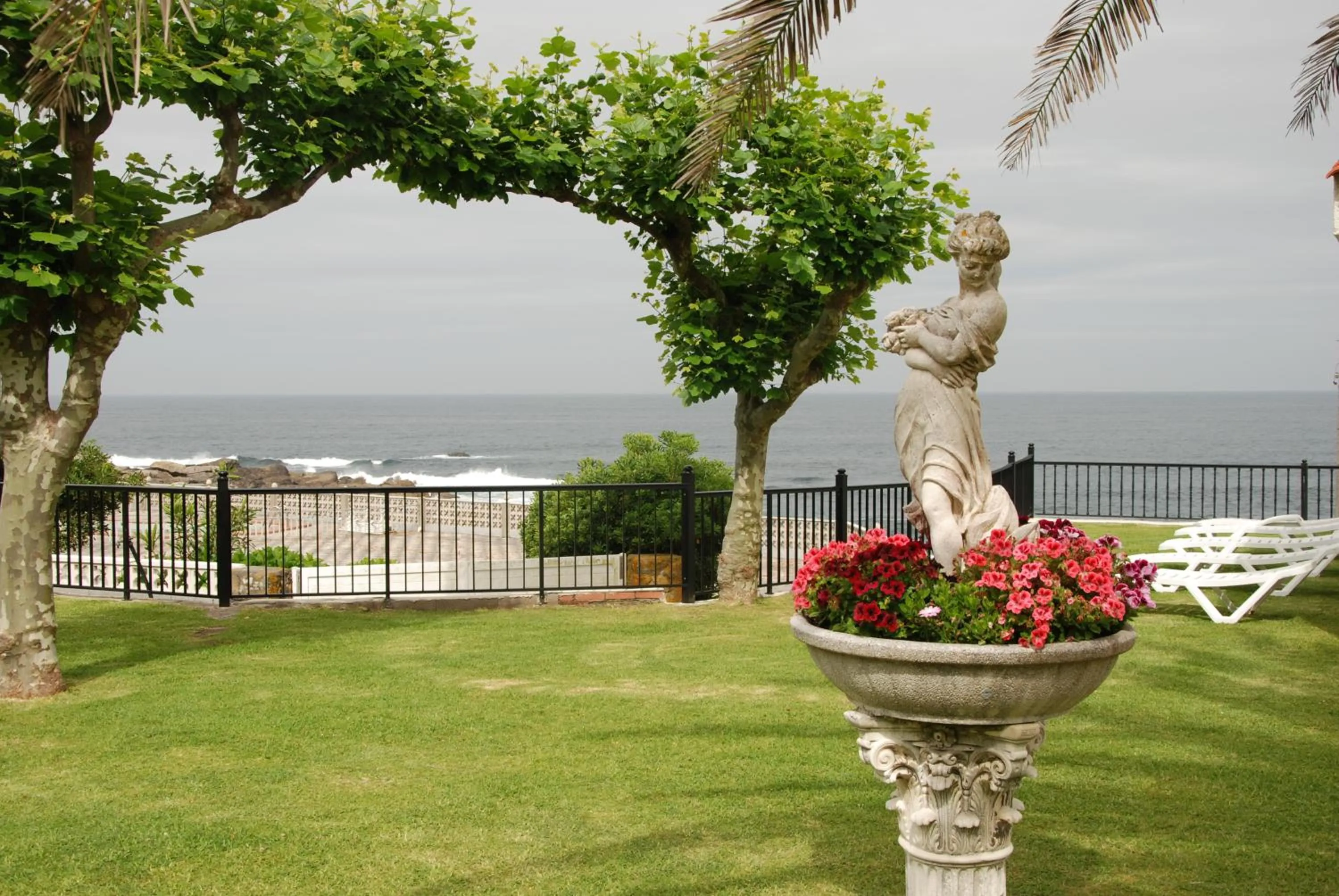 Garden in Hotel Restaurante Glasgow