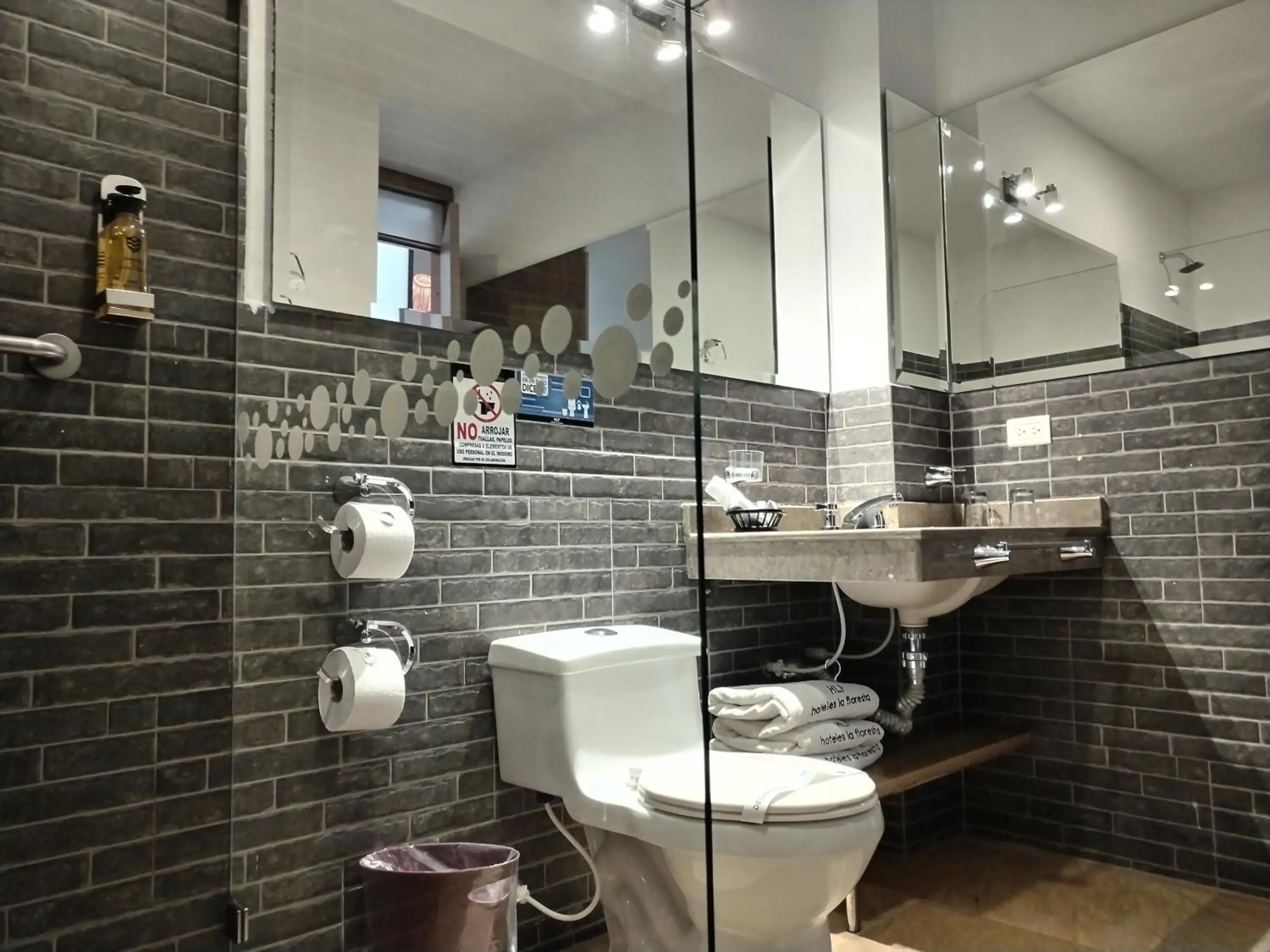 Bathroom in Hotel Capitan Ricaurte