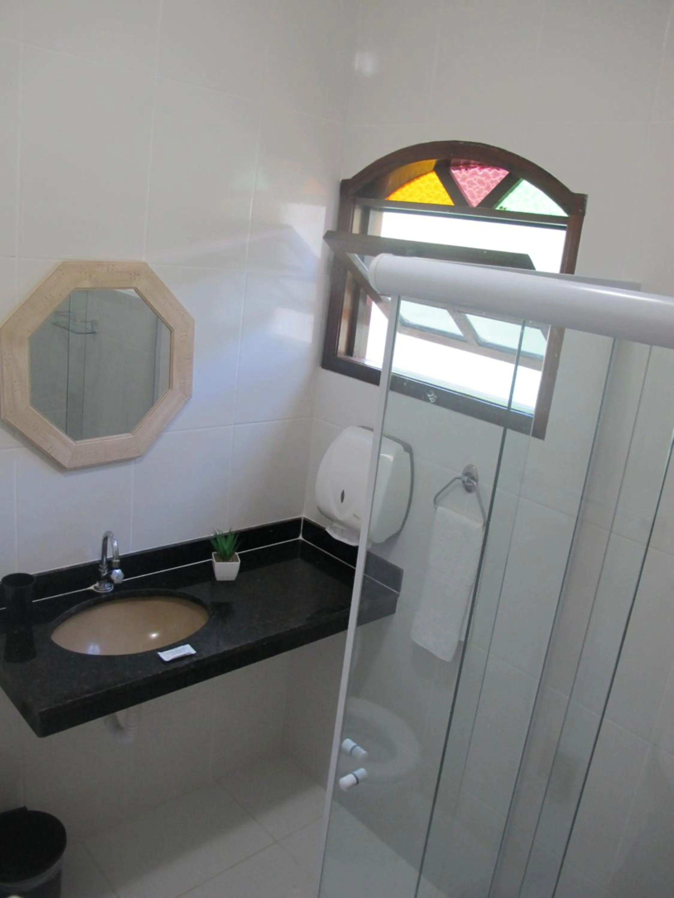 Toilet in Hope Pousada