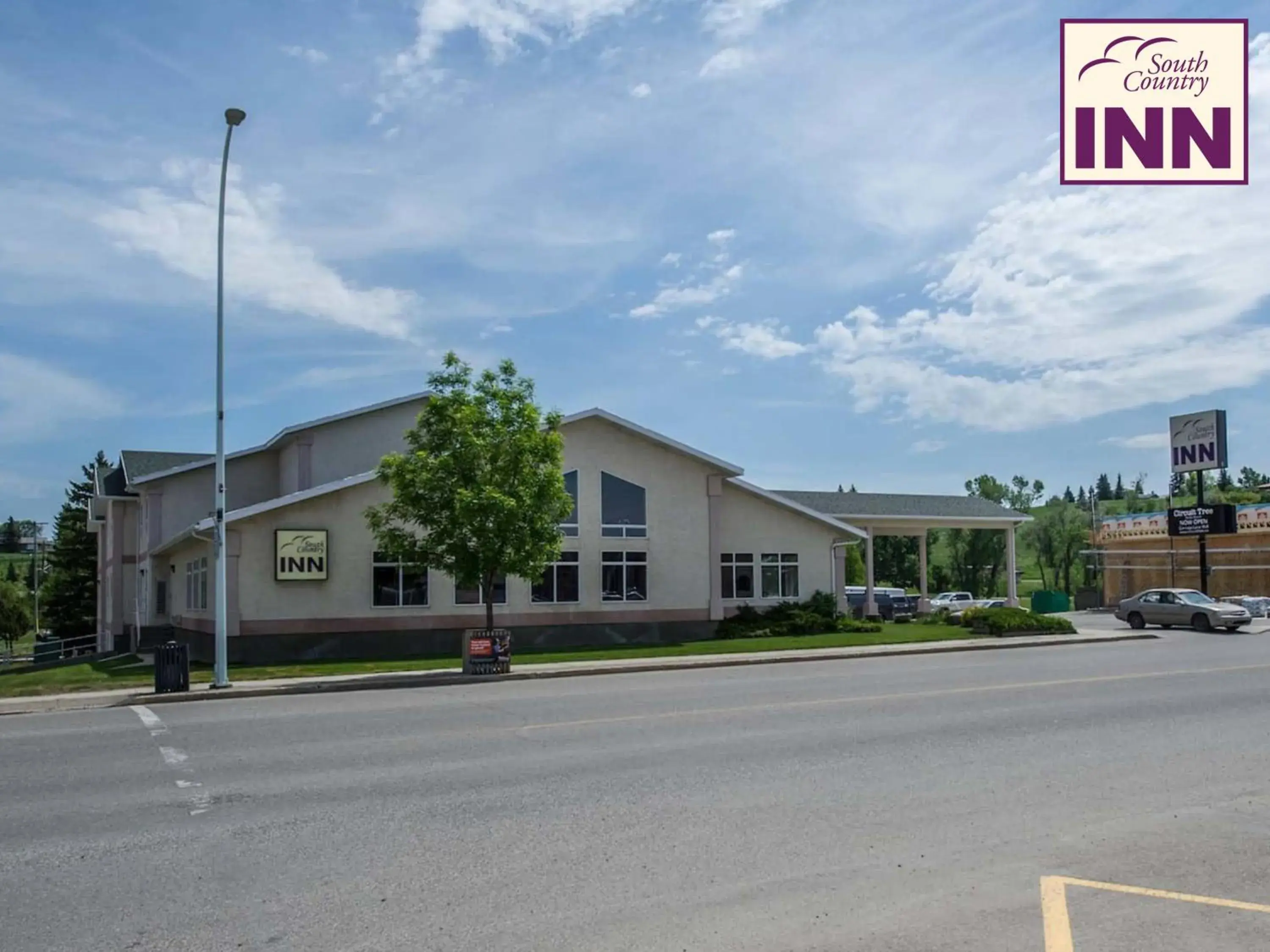 Queen Room with Two Queen Beds - single occupancy in South Country Inn Queen Room with Two Queen Beds - single occupancy in South Country Inn
