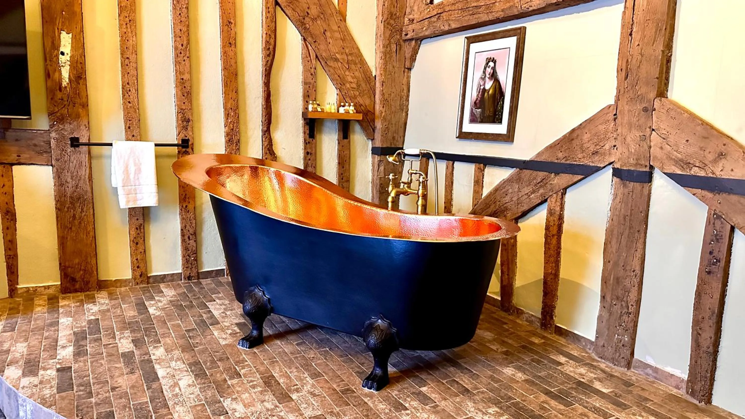 The Ostrich Inn Colnbrook London Heathrow