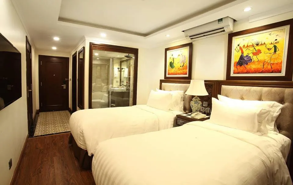 Bed in Paris Boutique Hotel Sapa