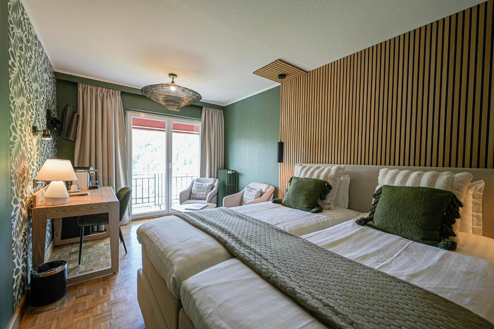 Bedroom, Bed in Hôtel Panorama - Vue exceptionnelle sur la Semois