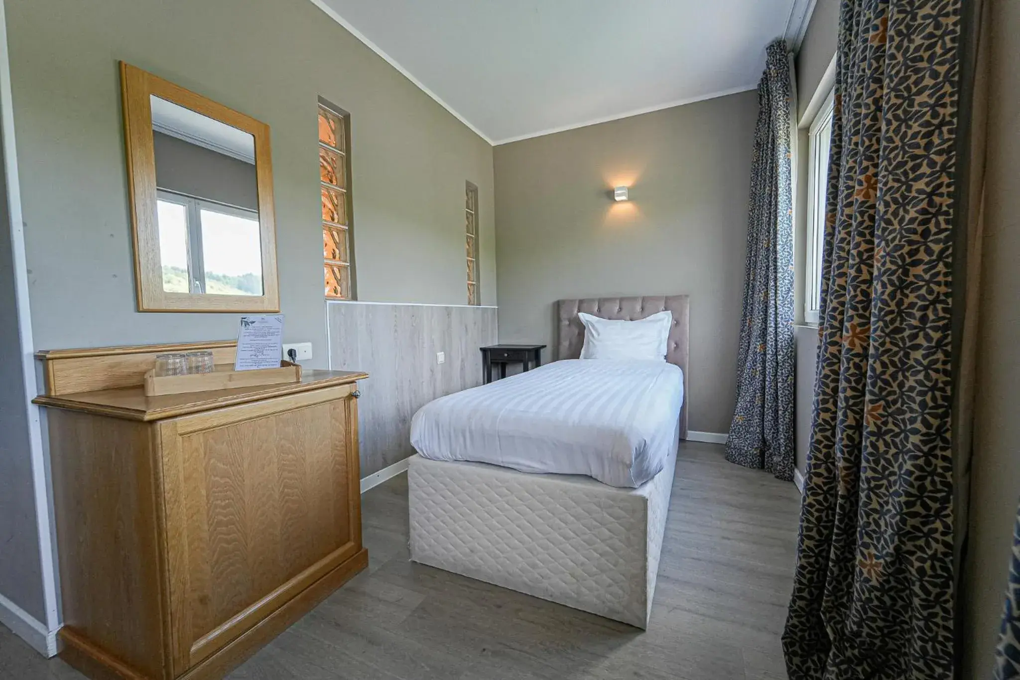 Family Suite in Hôtel Panorama - Vue exceptionnelle sur la Semois Family Suite in Hôtel Panorama - Vue exceptionnelle sur la Semois