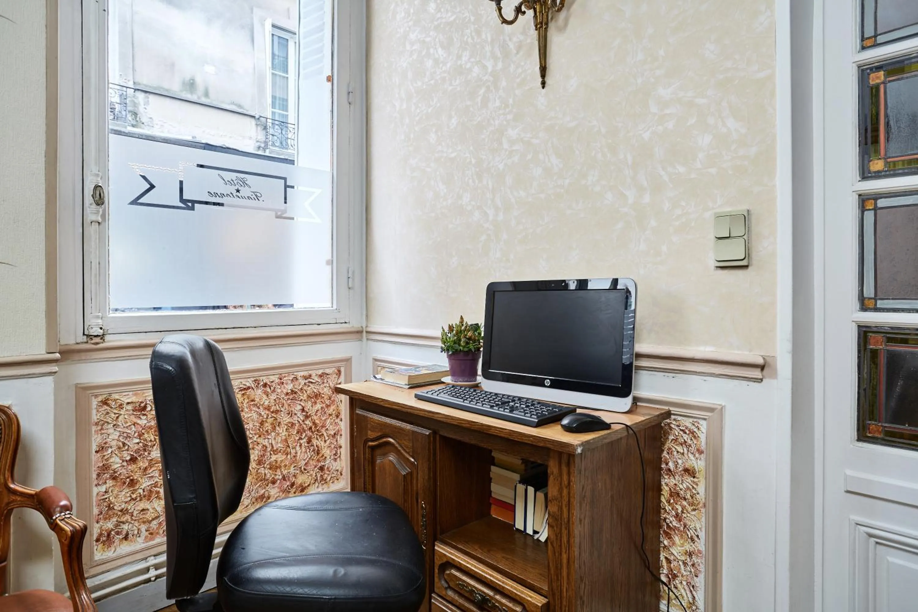 Business facilities in Hôtel Tiquetonne