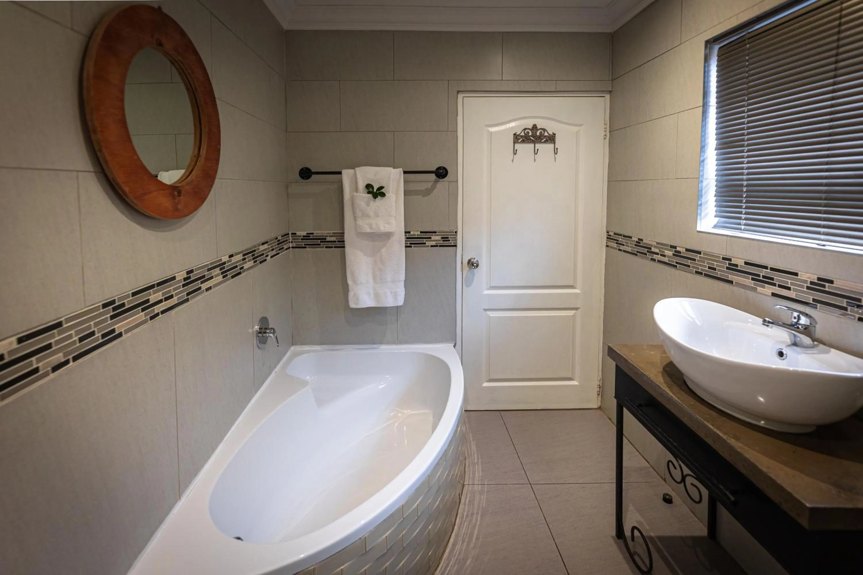 Shower in Telos at Reitz