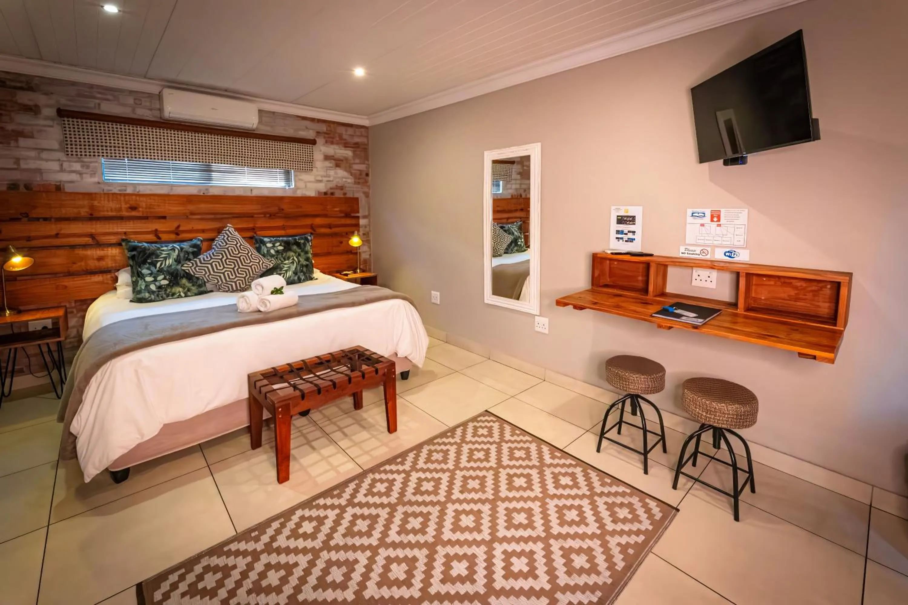 TV and multimedia, Bed in Telos at Reitz