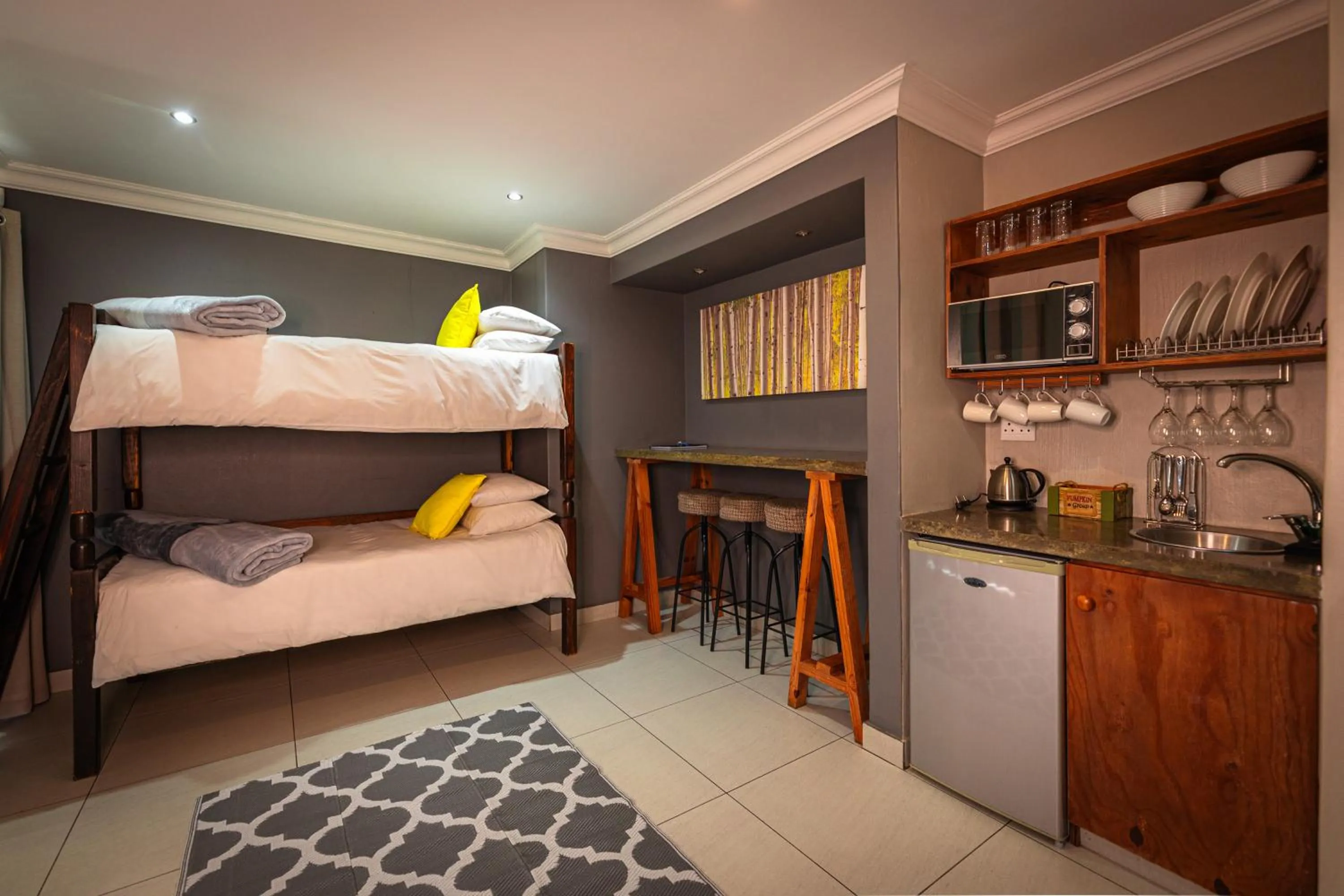 Kitchen or kitchenette, Bed in Telos at Reitz