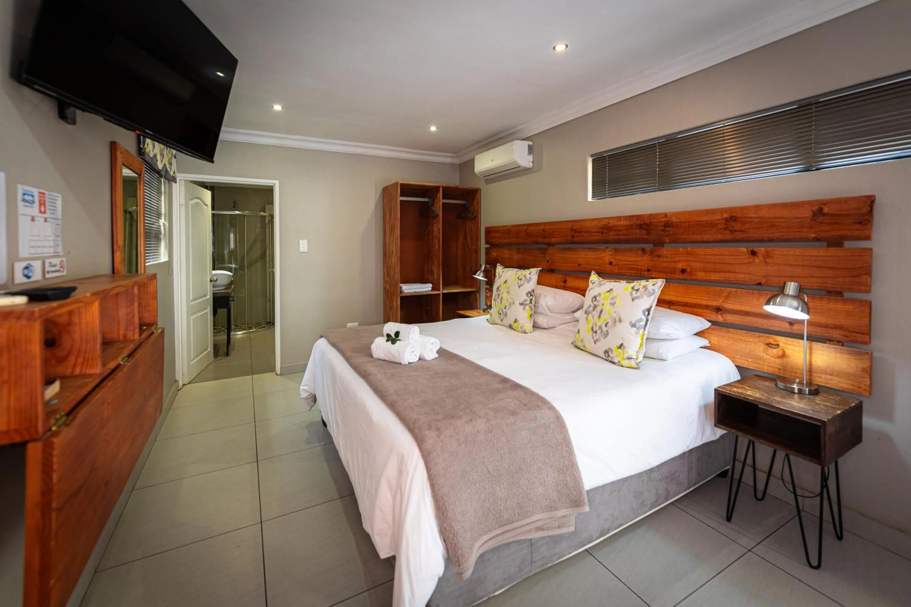 Bedroom, Bed in Telos at Reitz