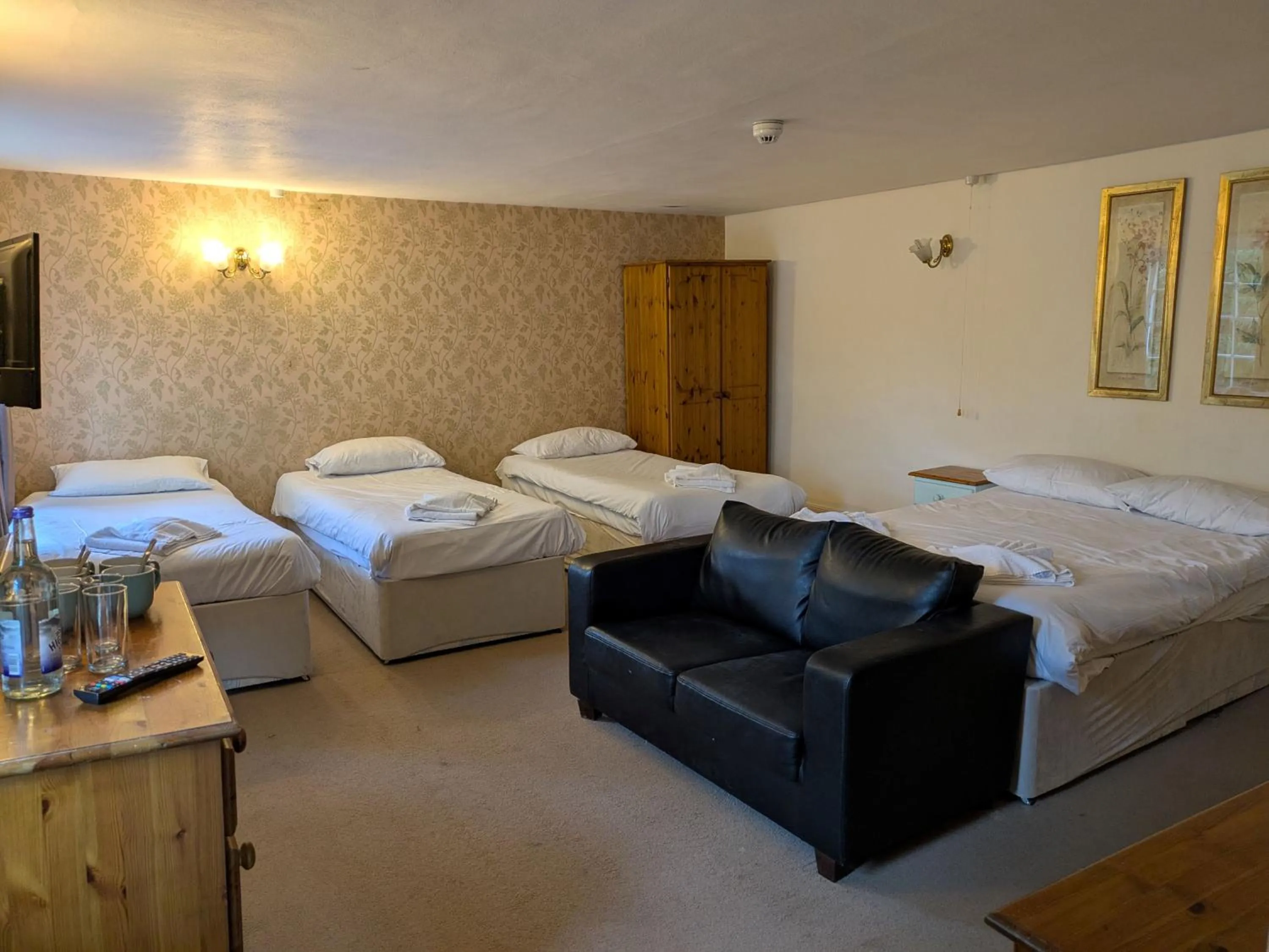 Bed in Chalk Farm LDC