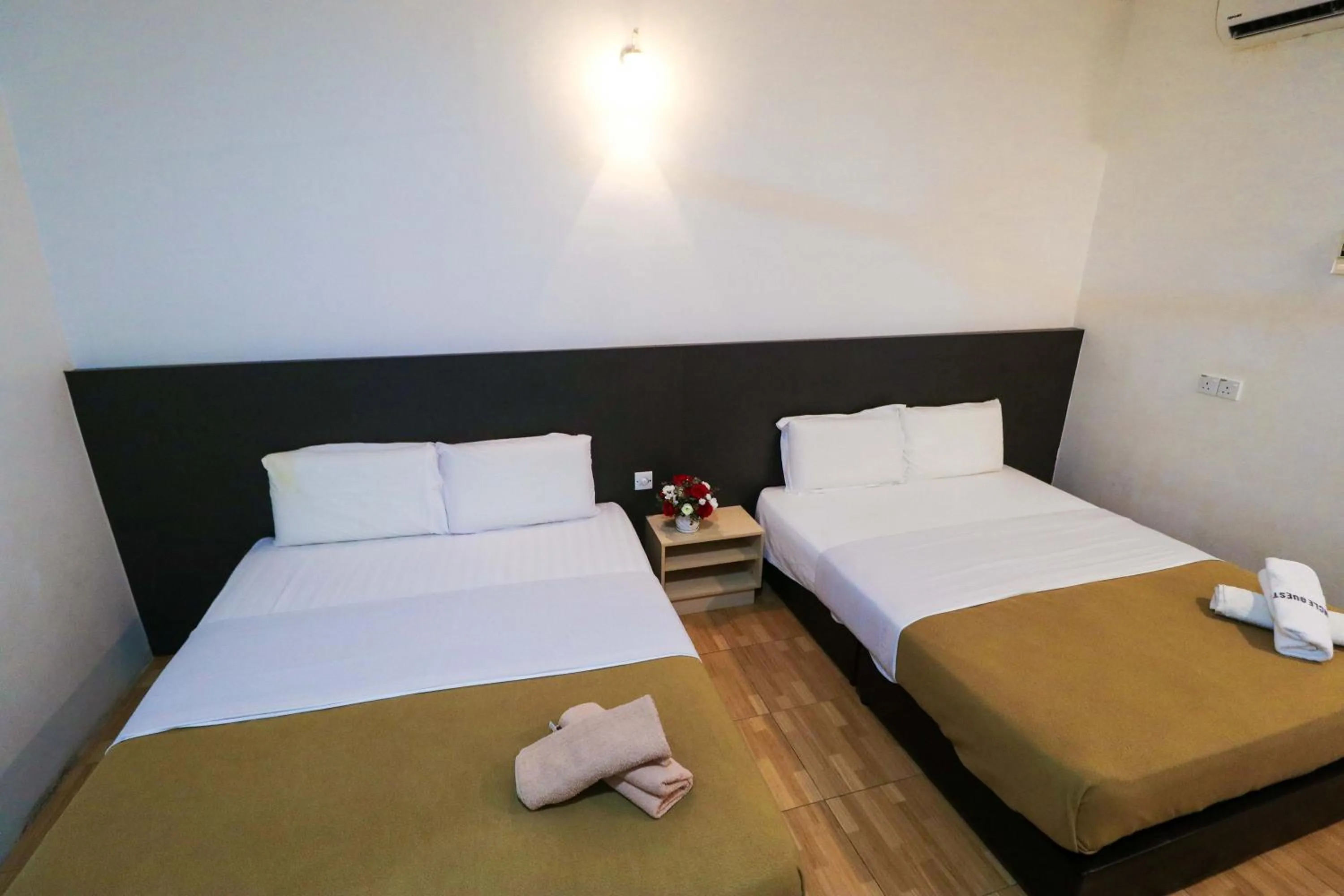 Bed in Uncle Guesthouse Kuala Terengganu