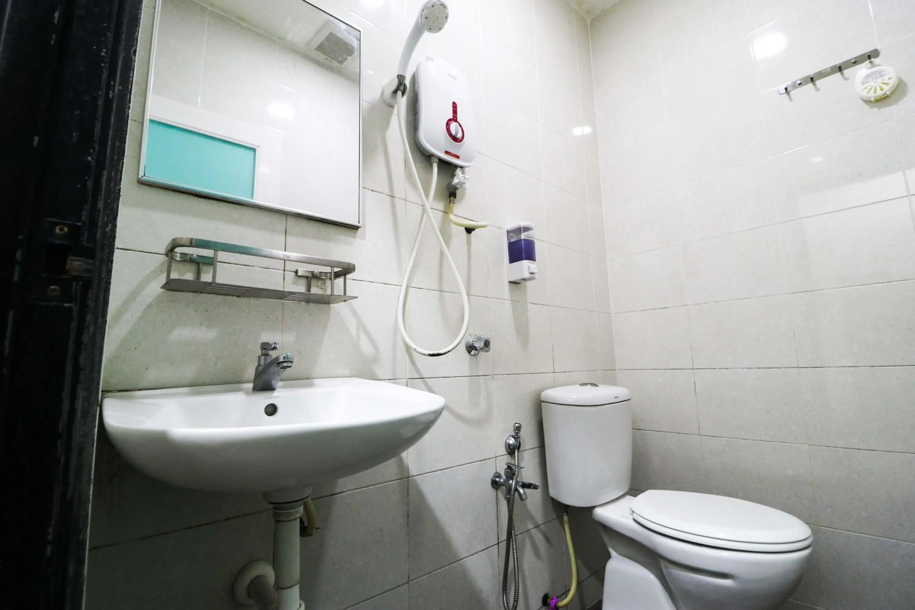 Bathroom in Uncle Guesthouse Kuala Terengganu