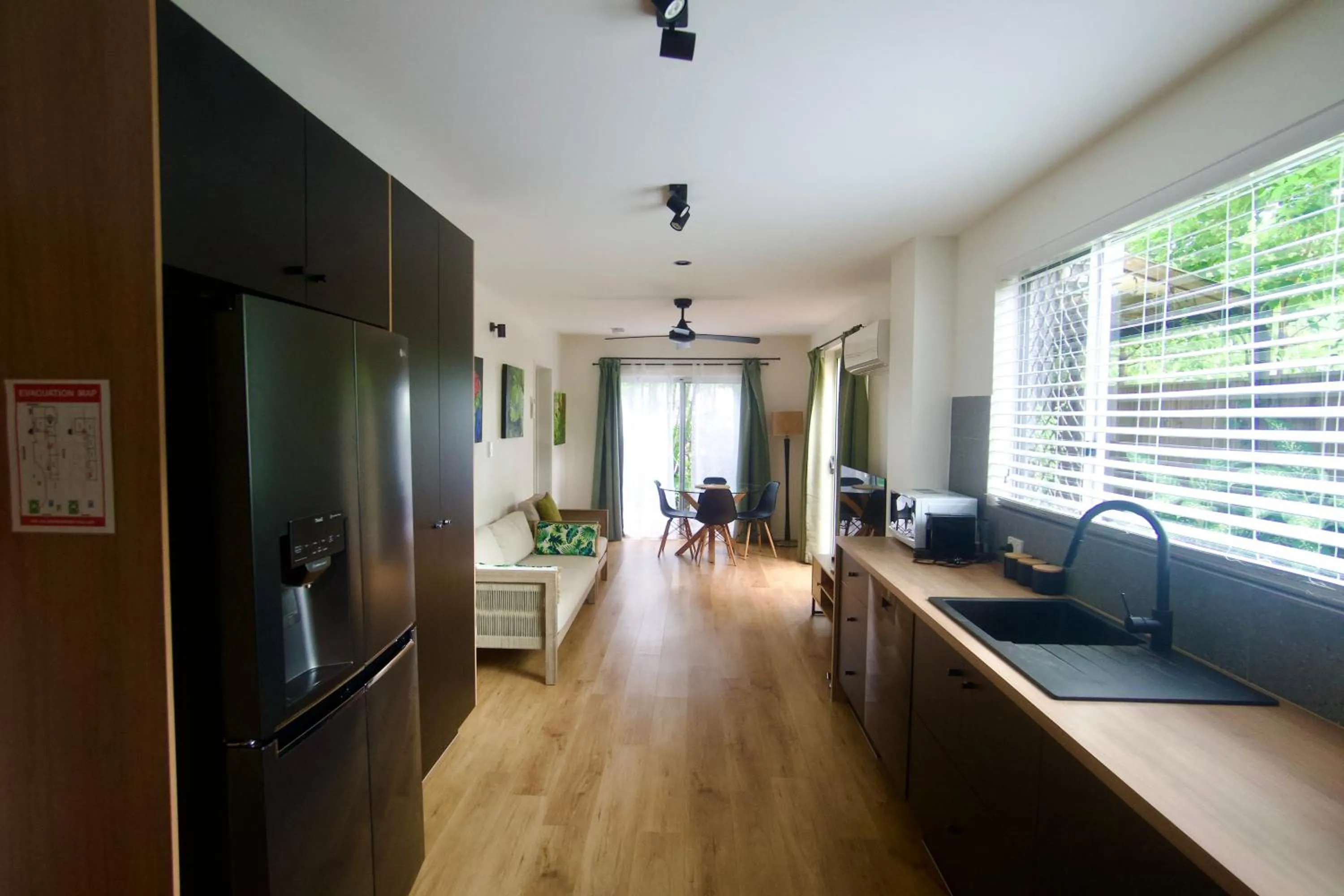 TV and multimedia in The Palms At Palm Cove