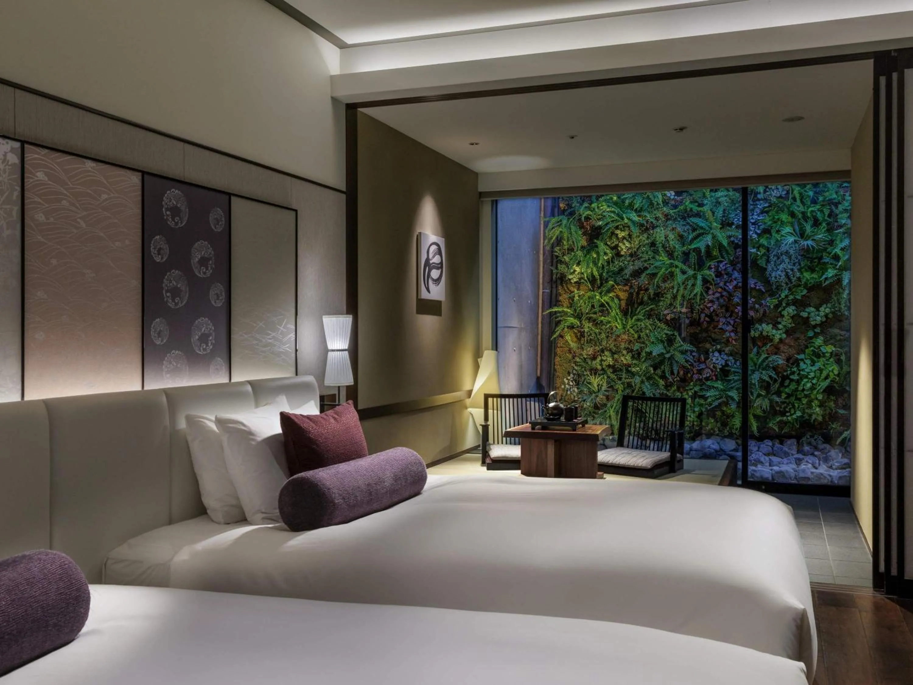 Bed in Solaria Nishitetsu Hotel Kyoto Premier