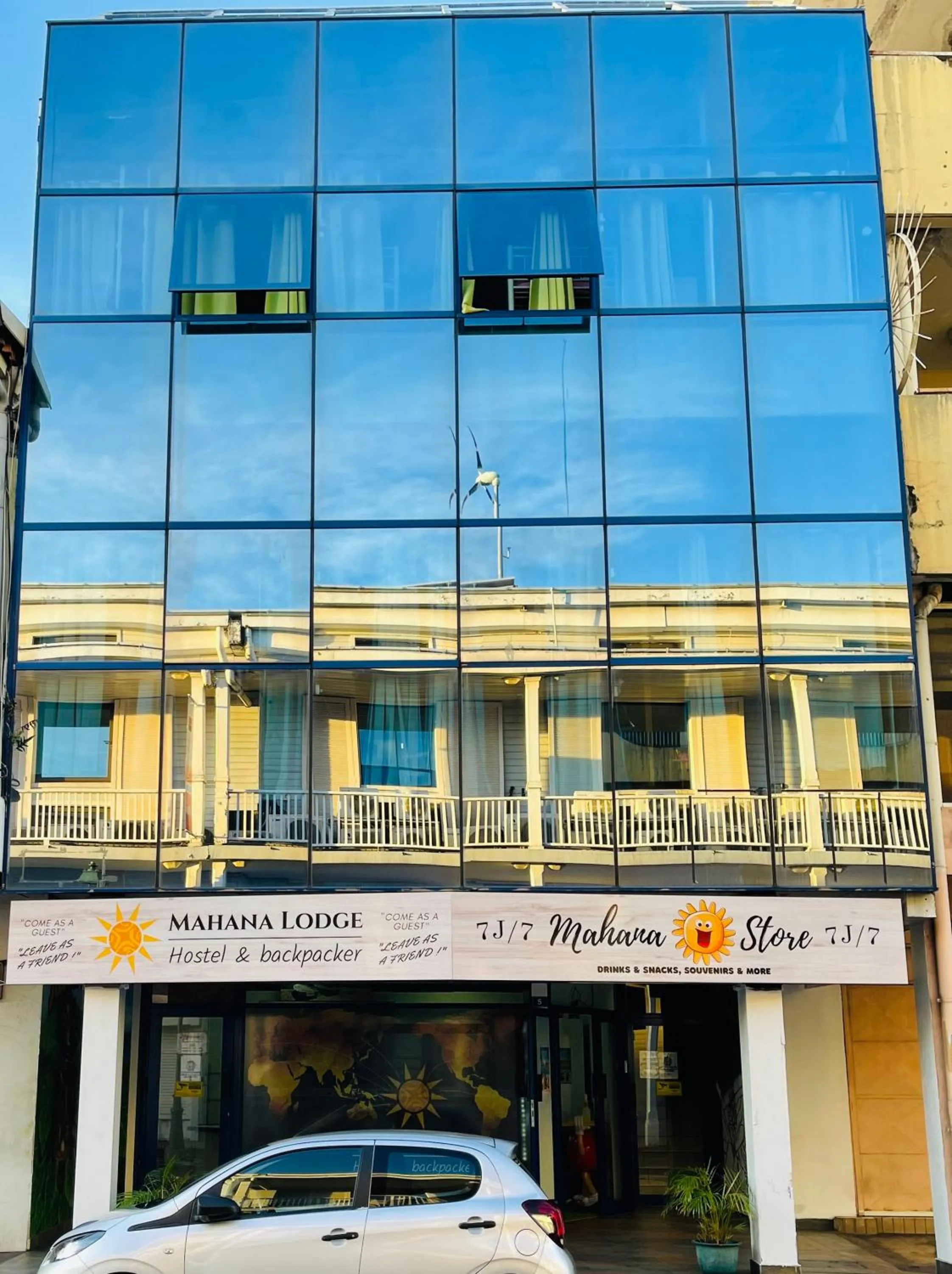 Property building in Mahana Lodge Hostel & Backpacker