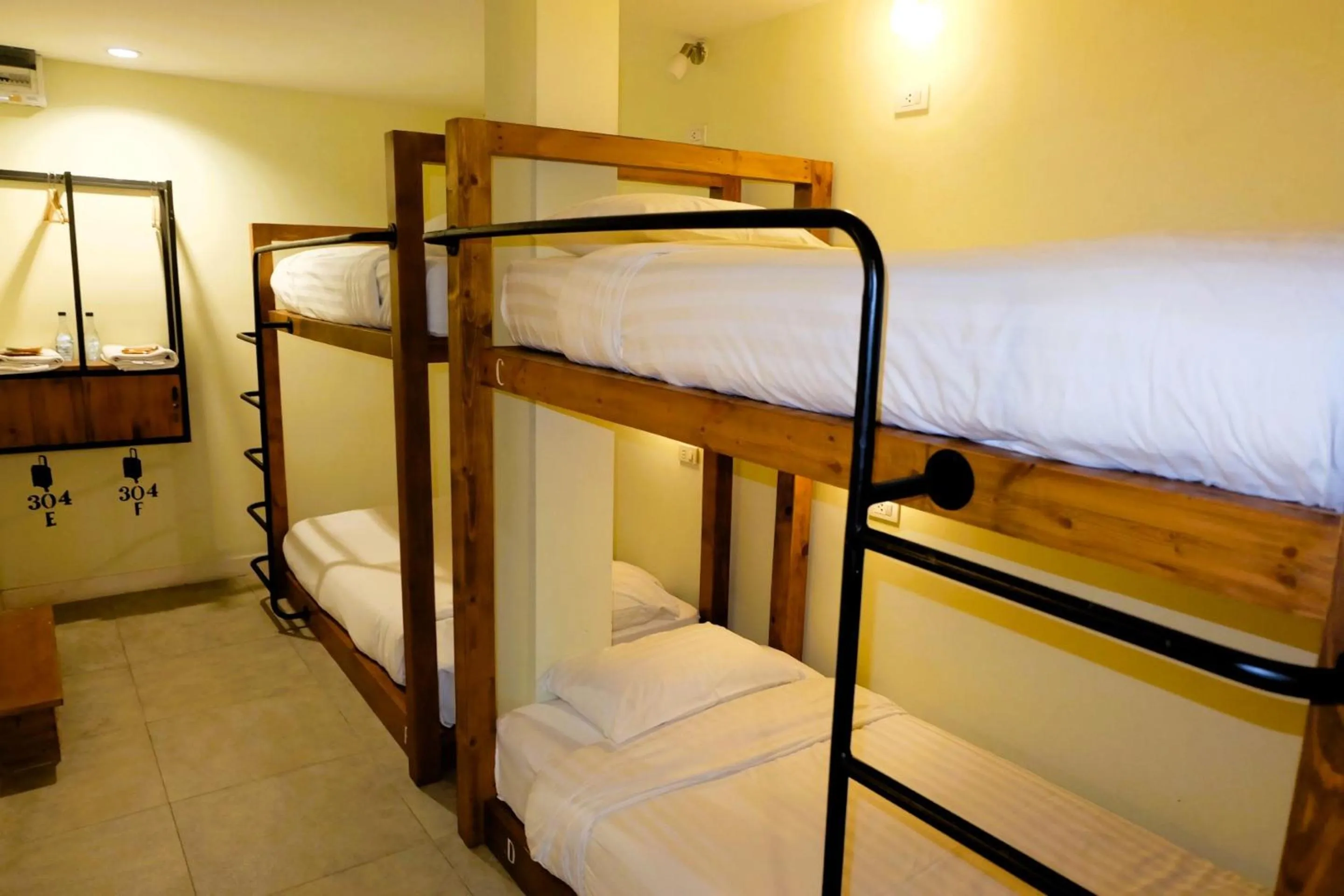 bunk bed, Bed in Siri Poshtel Bangkok