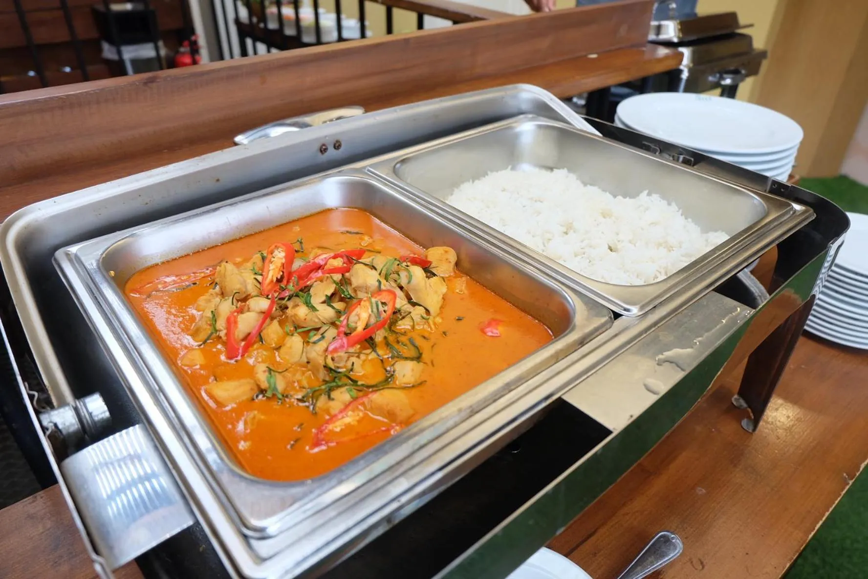 Food in Siri Poshtel Bangkok