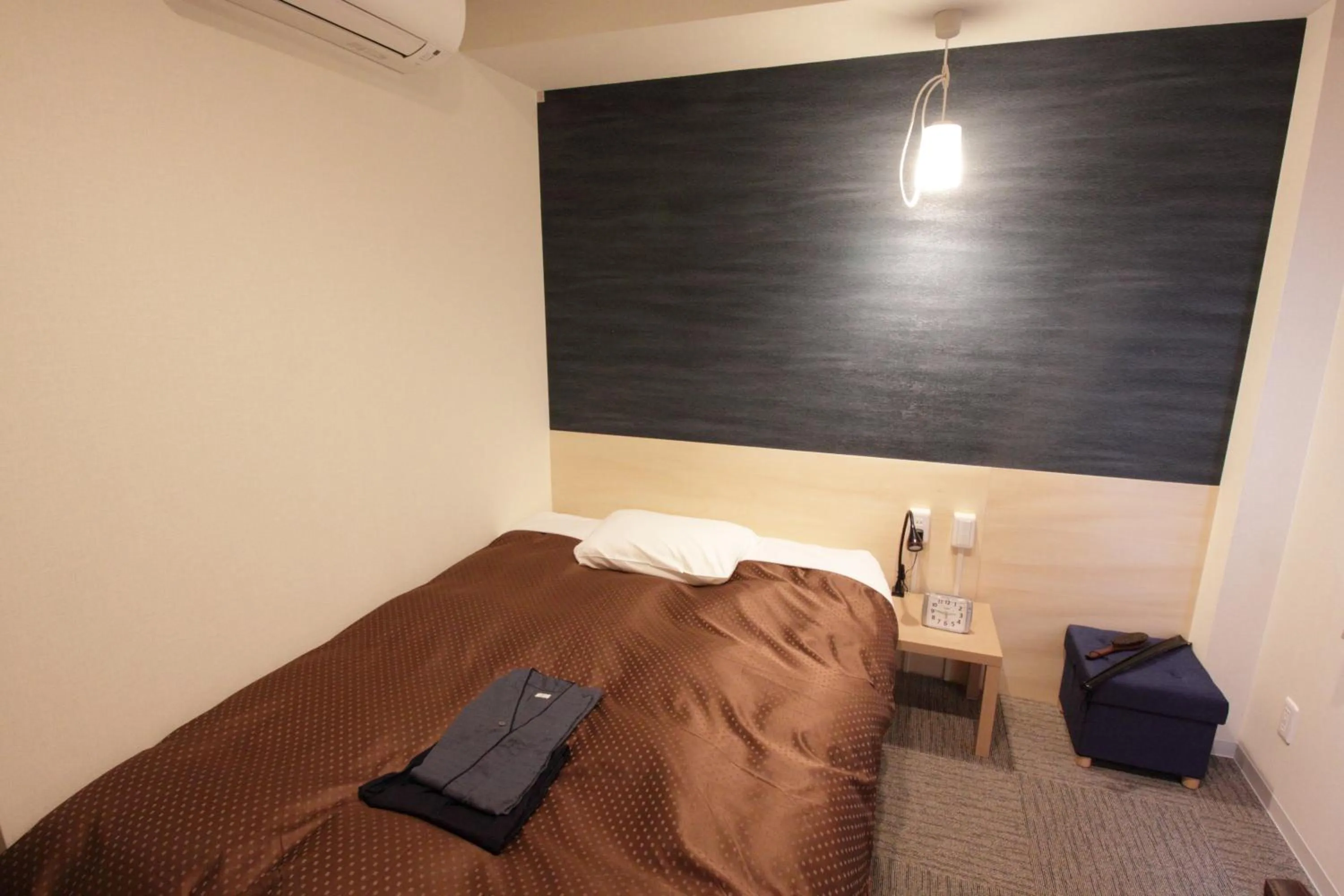 Photo of the whole room, Bed in Takamatsu Century Hotel