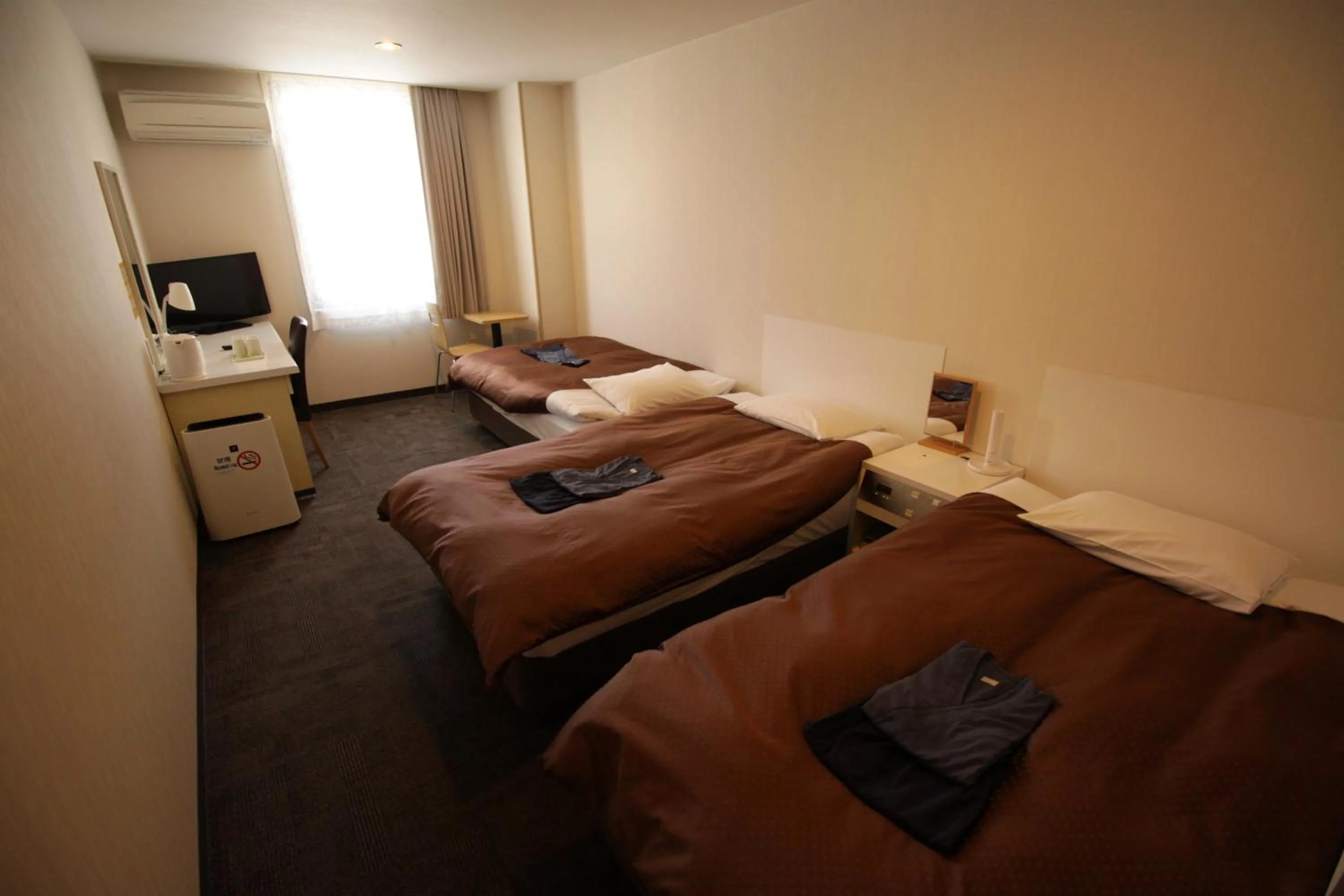 Photo of the whole room, Bed in Takamatsu Century Hotel