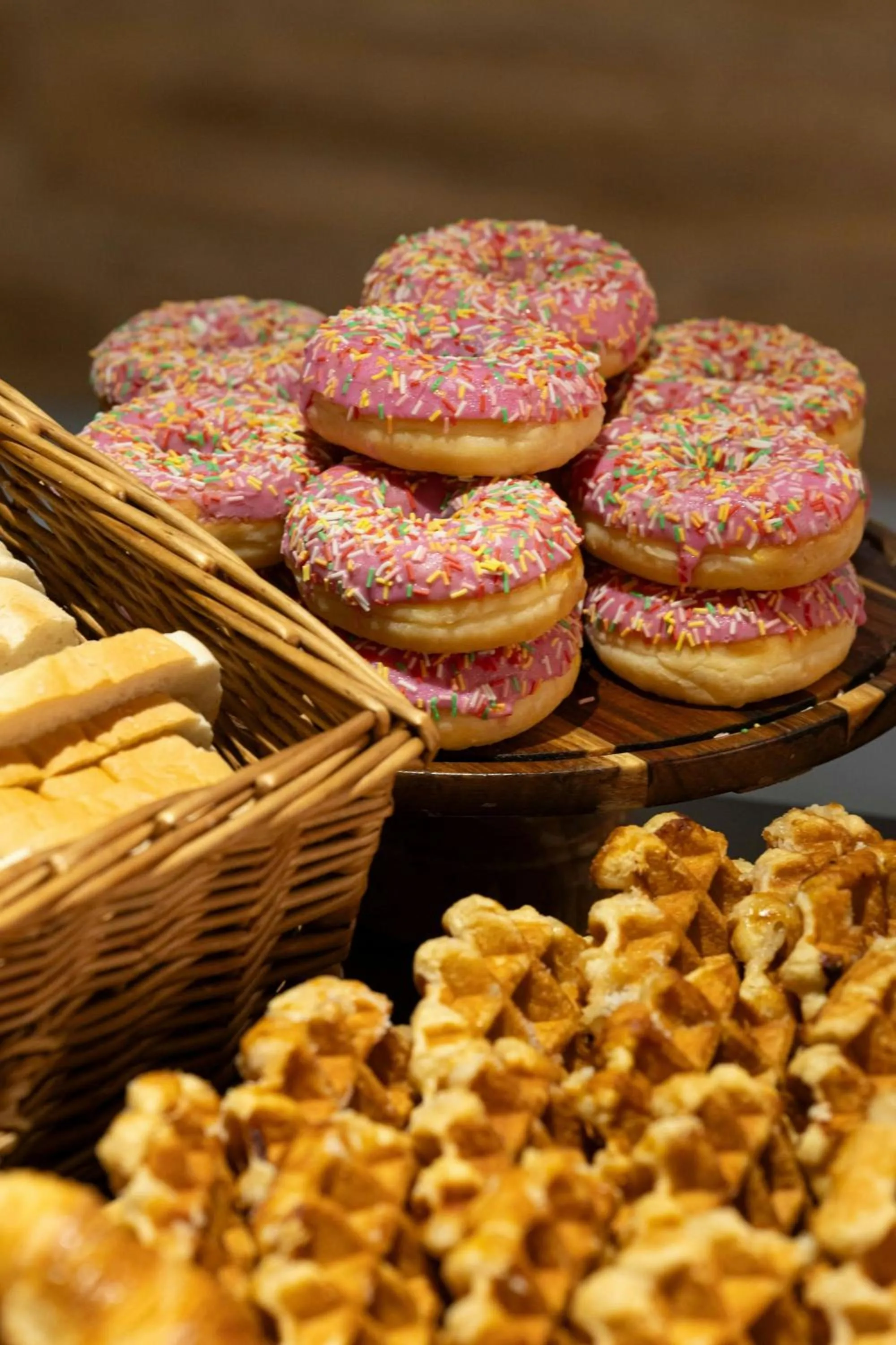 Restaurant/places to eat in Moxy London Excel