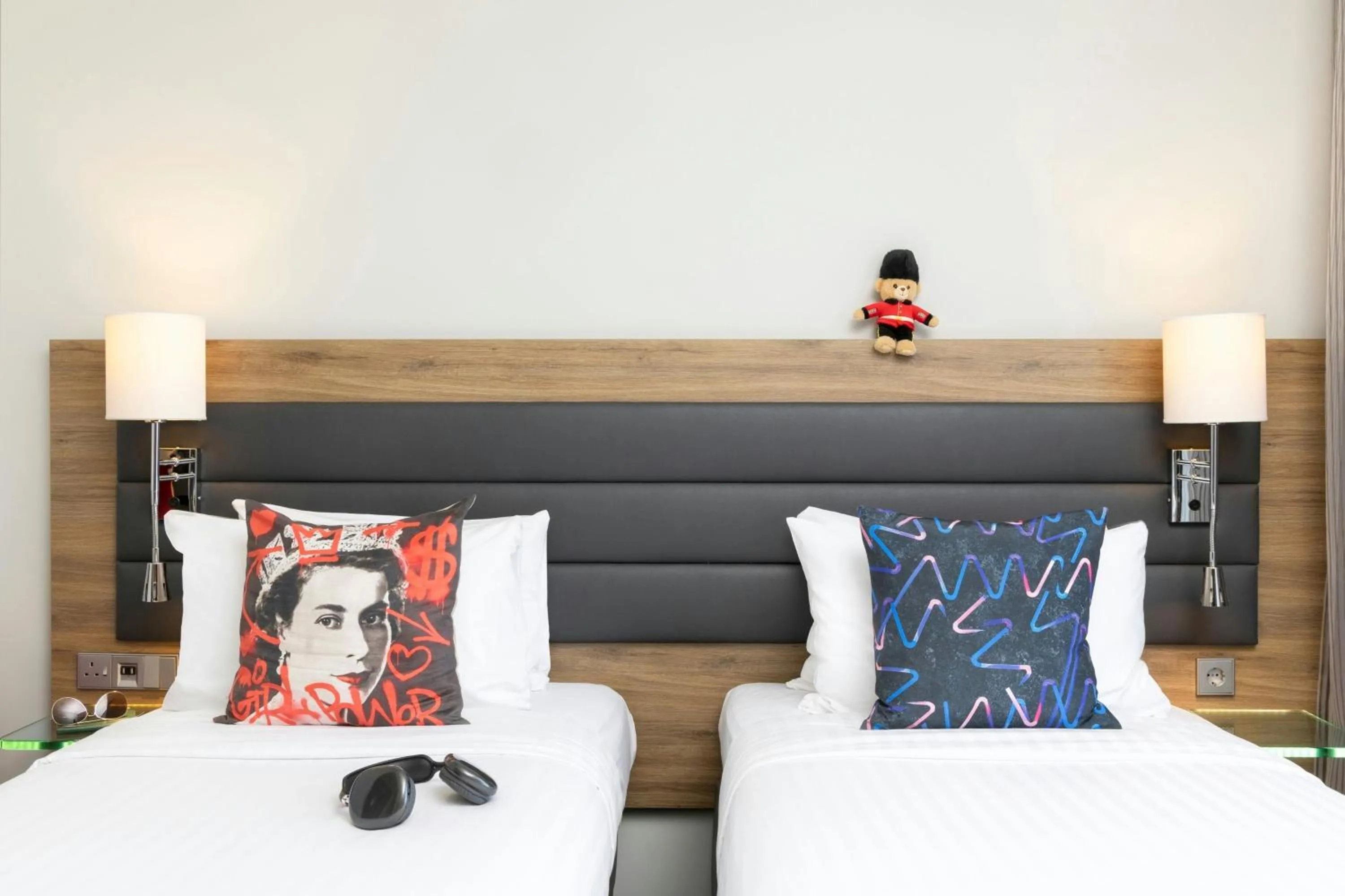 Photo of the whole room, Bed in Moxy London Excel